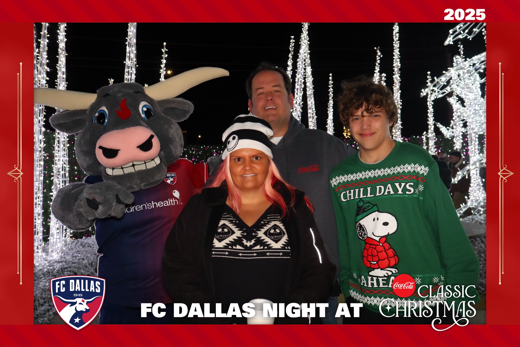 FC DALLAS NIGHT AT CLASSIC CHRISTMAS | View more photos from the event at gallery.rckapturedmemories.com/u/RCKapturedMemories/FC-DALLAS-NIGHT-AT-CLASSIC-CHRISTMAS