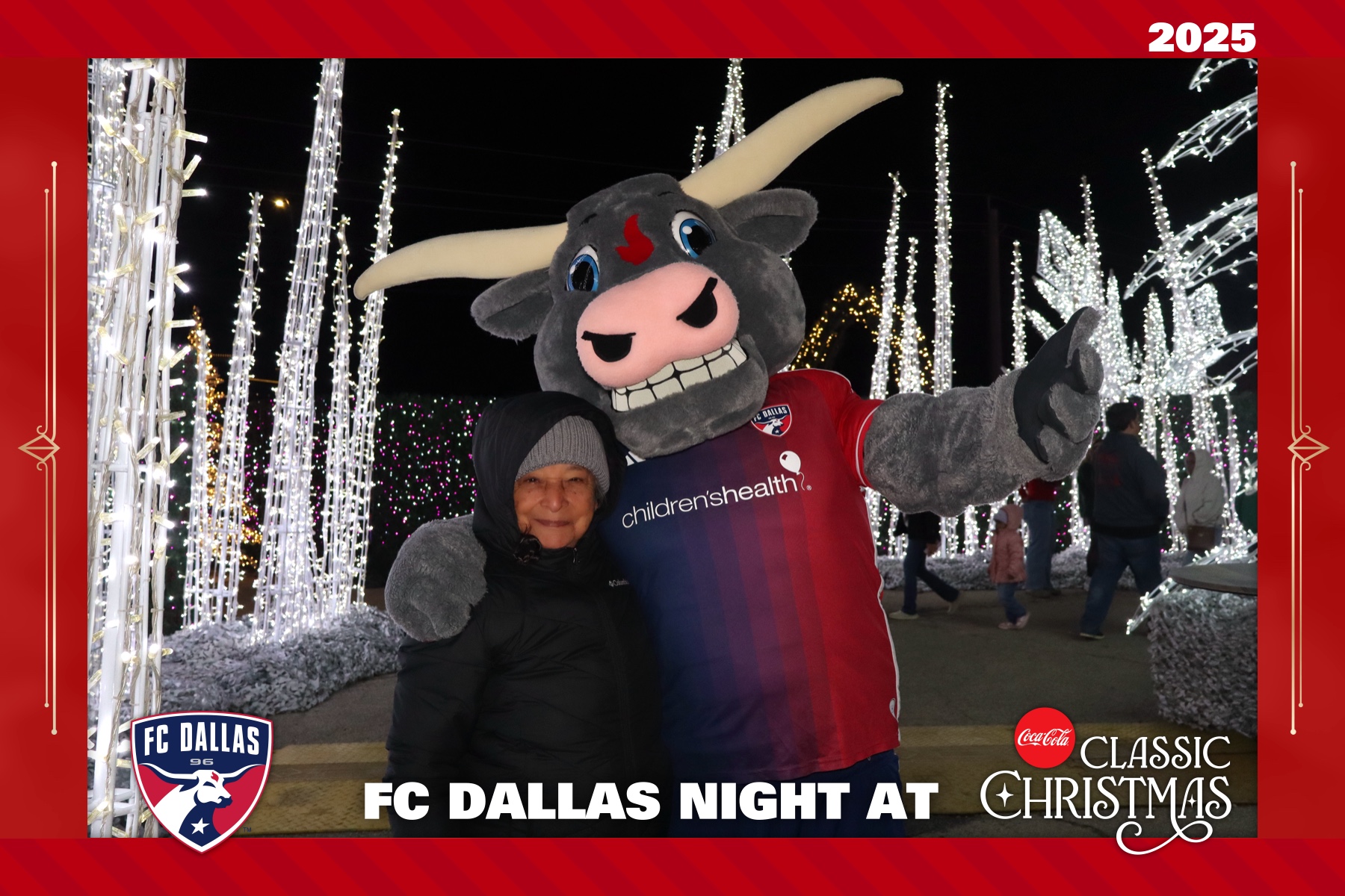 FC DALLAS NIGHT AT CLASSIC CHRISTMAS | View more photos from the event at gallery.rckapturedmemories.com/u/RCKapturedMemories/FC-DALLAS-NIGHT-AT-CLASSIC-CHRISTMAS