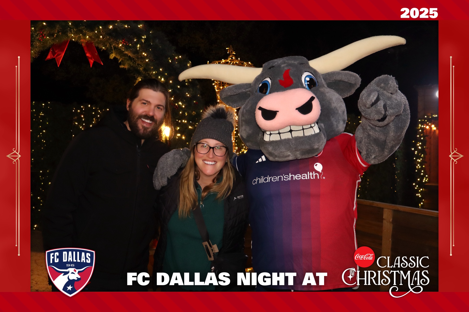 FC DALLAS NIGHT AT CLASSIC CHRISTMAS | View more photos from the event at gallery.rckapturedmemories.com/u/RCKapturedMemories/FC-DALLAS-NIGHT-AT-CLASSIC-CHRISTMAS