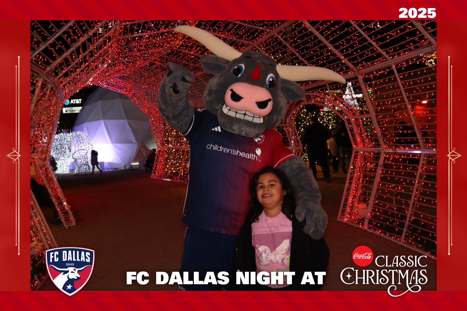 FC DALLAS NIGHT AT CLASSIC CHRISTMAS | View more photos from the event at gallery.rckapturedmemories.com/u/RCKapturedMemories/FC-DALLAS-NIGHT-AT-CLASSIC-CHRISTMAS
