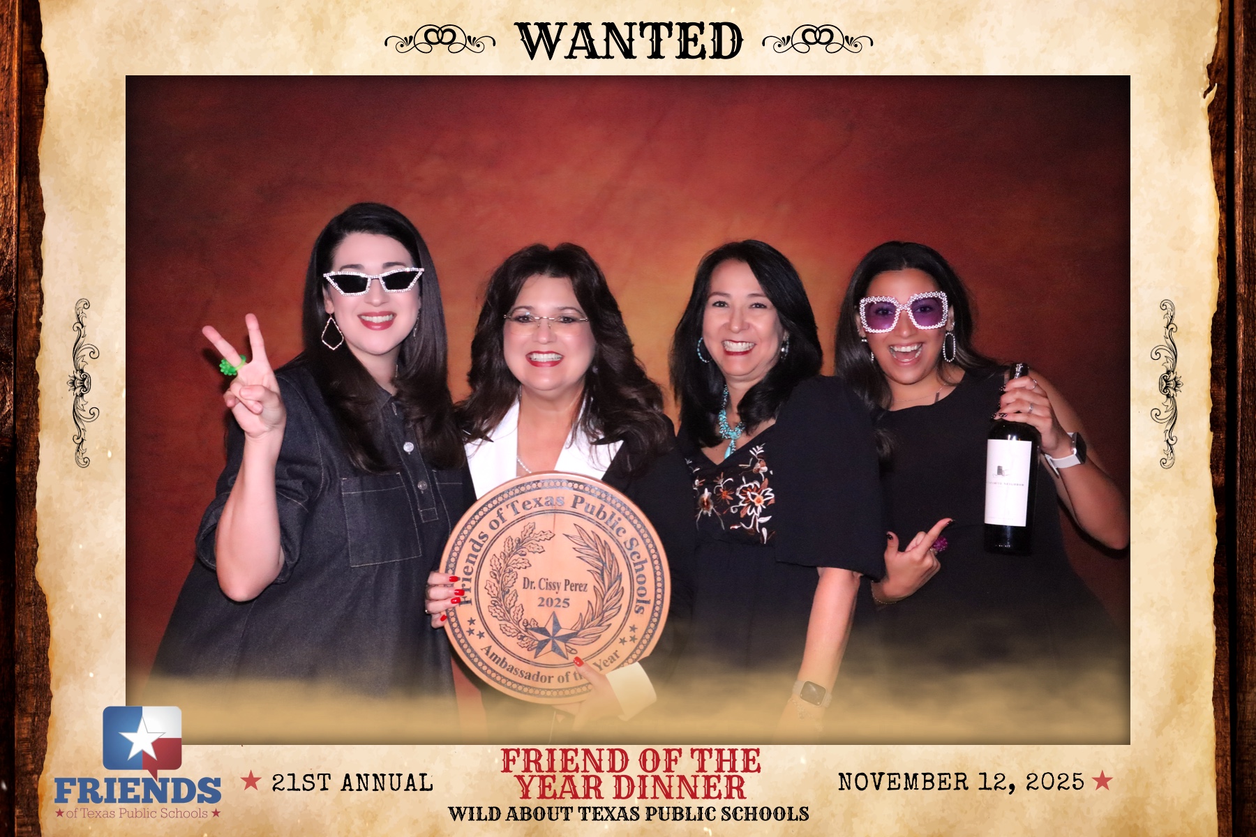 Friends of Texas Public Schools Friend of the Year Dinner | View more photos from the event at gallery.rckapturedmemories.com/u/RCKapturedMemories/Friends-of-Texas-Public-Schools-Friend-of-the-Year-Dinner-0