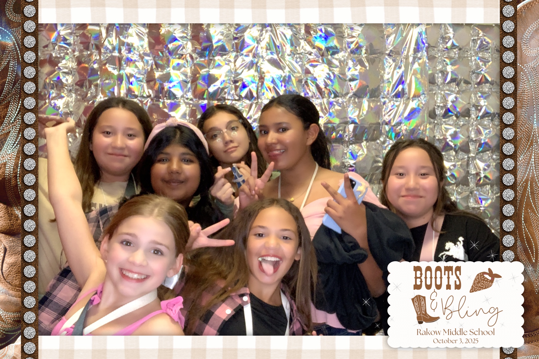 Rakow MS Dance - Boots & Bling | View more photos from the event at gallery.rckapturedmemories.com/u/RCKapturedMemories/Rakow-MS-Dance-Boots-Bling