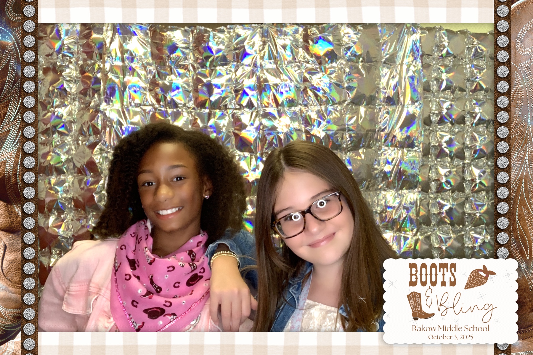 Rakow MS Dance - Boots & Bling | View more photos from the event at gallery.rckapturedmemories.com/u/RCKapturedMemories/Rakow-MS-Dance-Boots-Bling