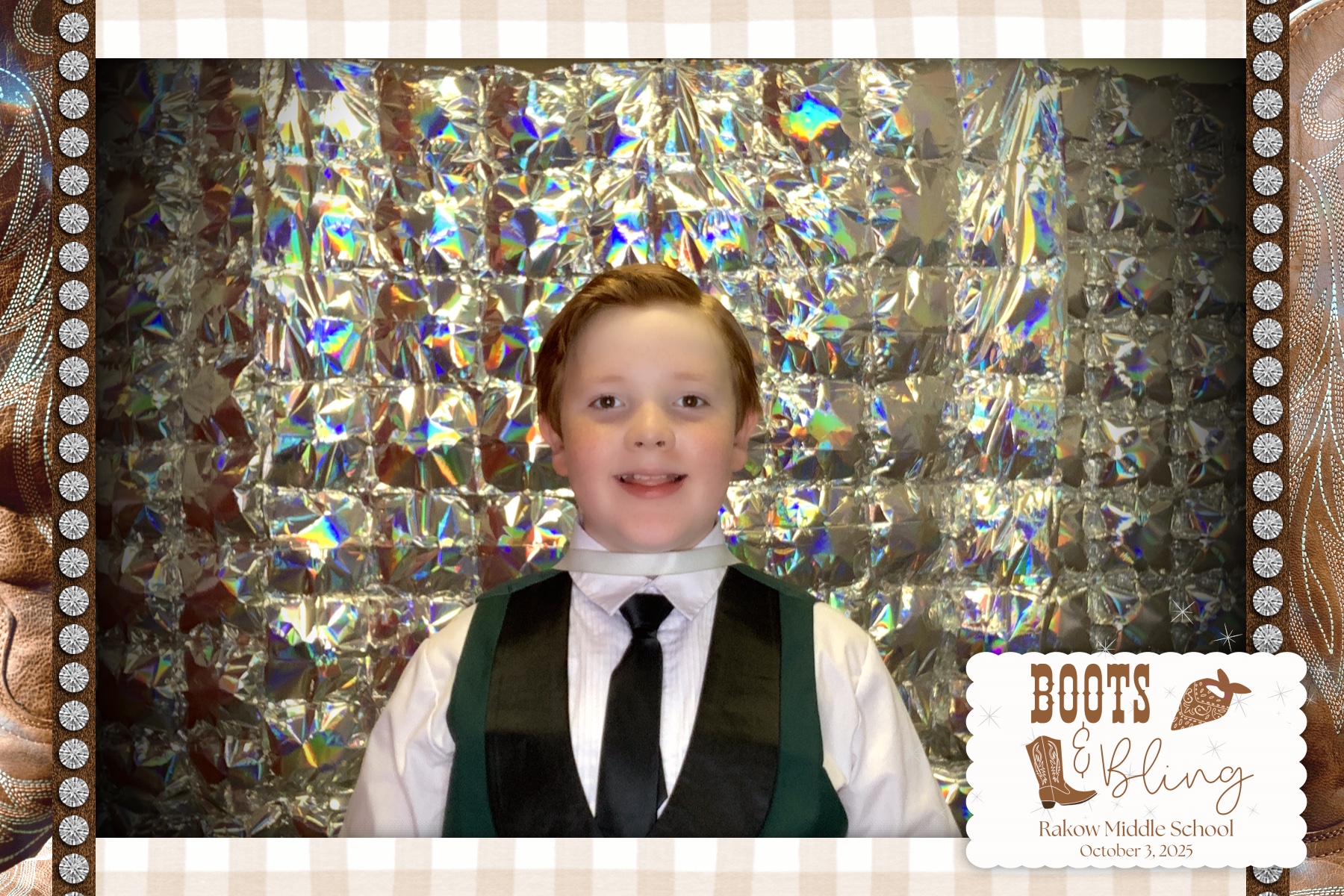 Rakow MS Dance - Boots & Bling | View more photos from the event at gallery.rckapturedmemories.com/u/RCKapturedMemories/Rakow-MS-Dance-Boots-Bling