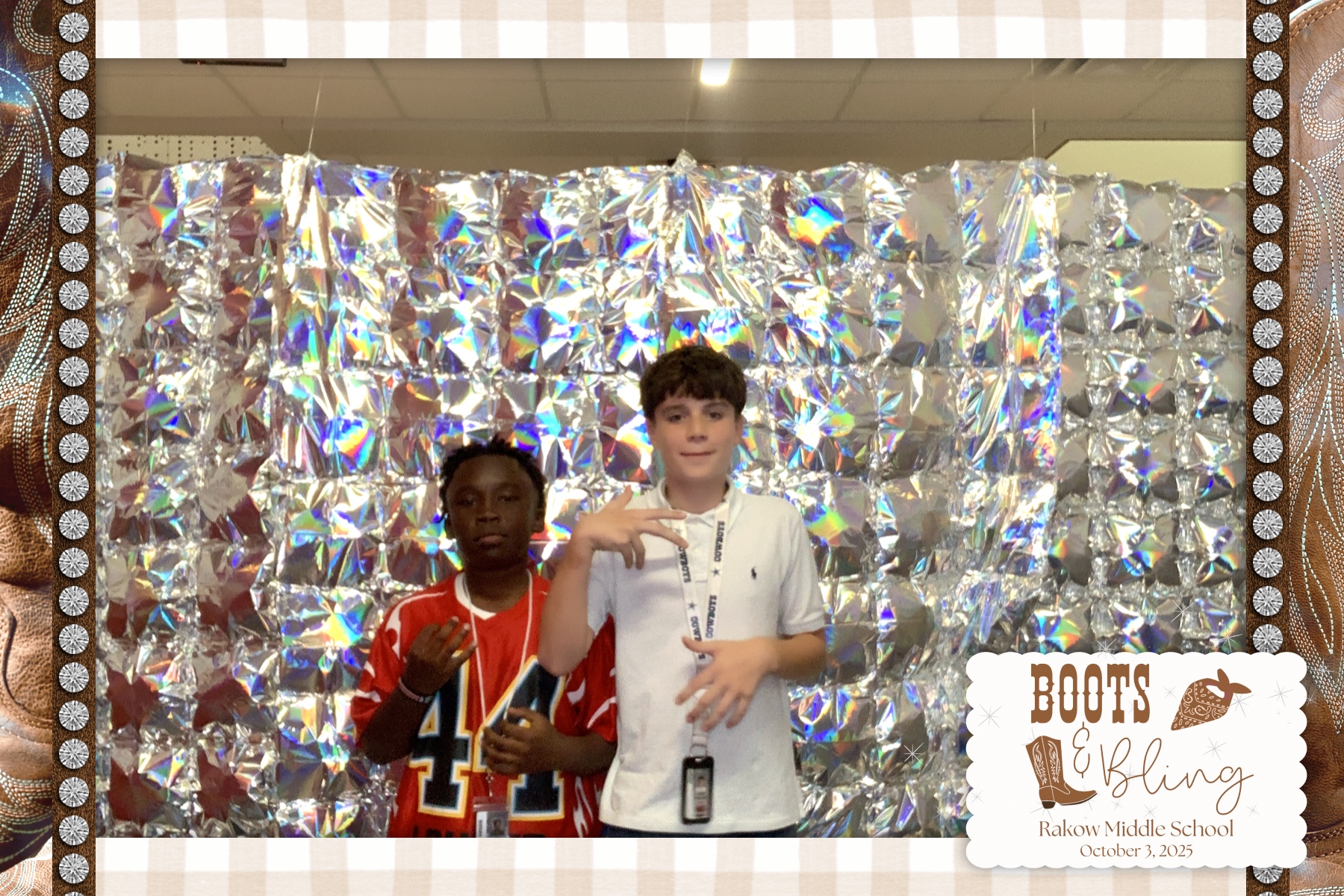 Rakow MS Dance - Boots & Bling | View more photos from the event at gallery.rckapturedmemories.com/u/RCKapturedMemories/Rakow-MS-Dance-Boots-Bling