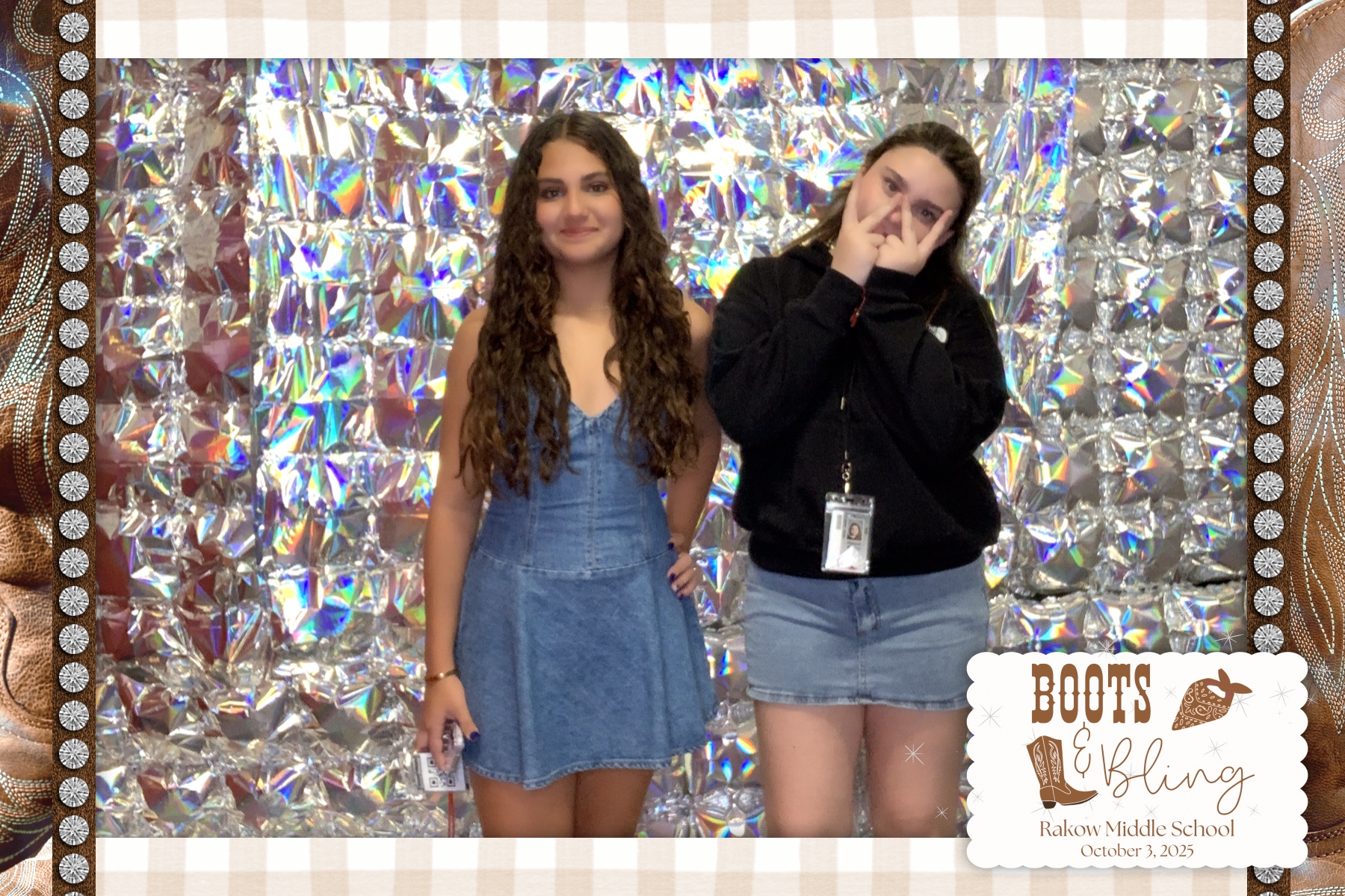 Rakow MS Dance - Boots & Bling | View more photos from the event at gallery.rckapturedmemories.com/u/RCKapturedMemories/Rakow-MS-Dance-Boots-Bling