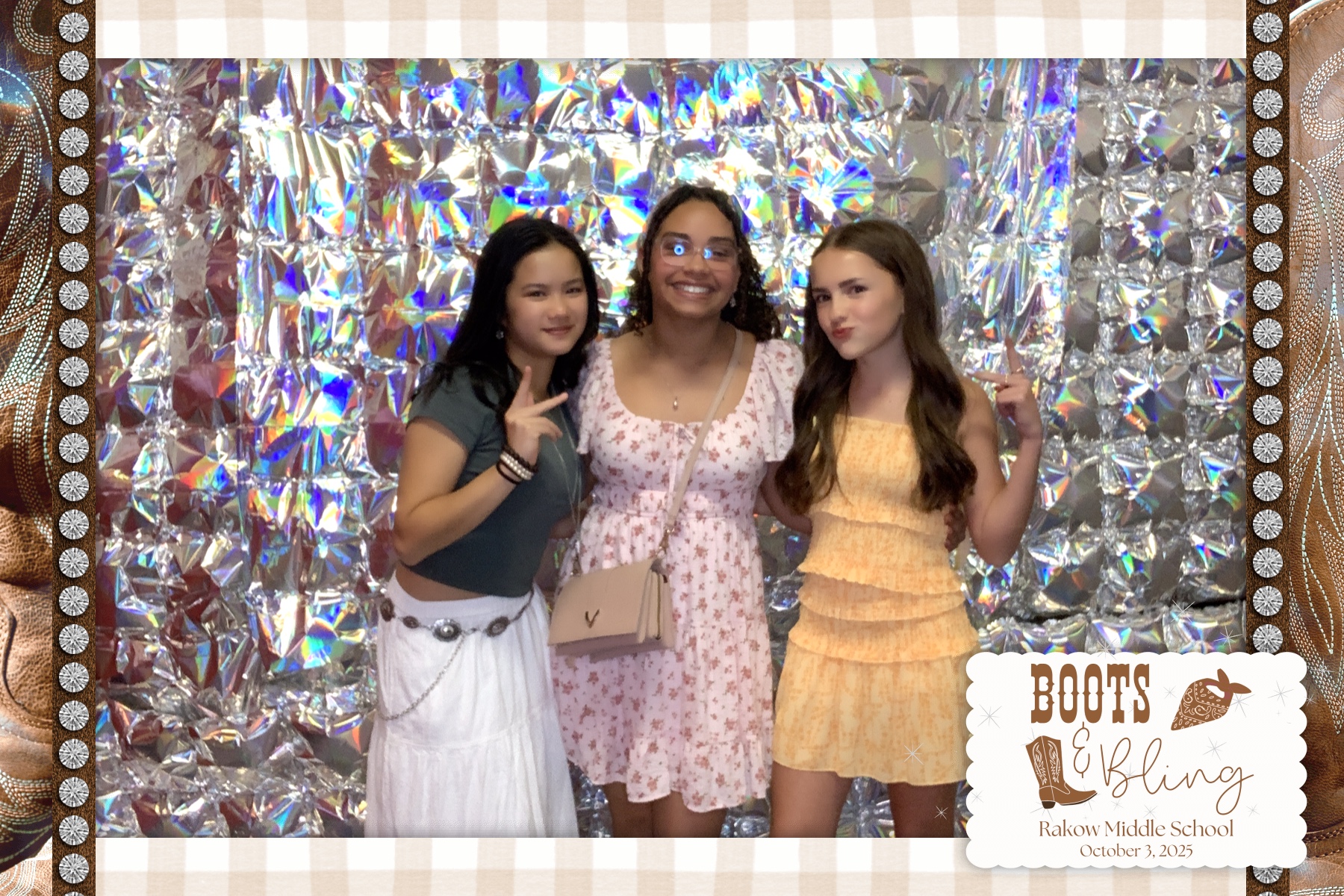 Rakow MS Dance - Boots & Bling | View more photos from the event at gallery.rckapturedmemories.com/u/RCKapturedMemories/Rakow-MS-Dance-Boots-Bling