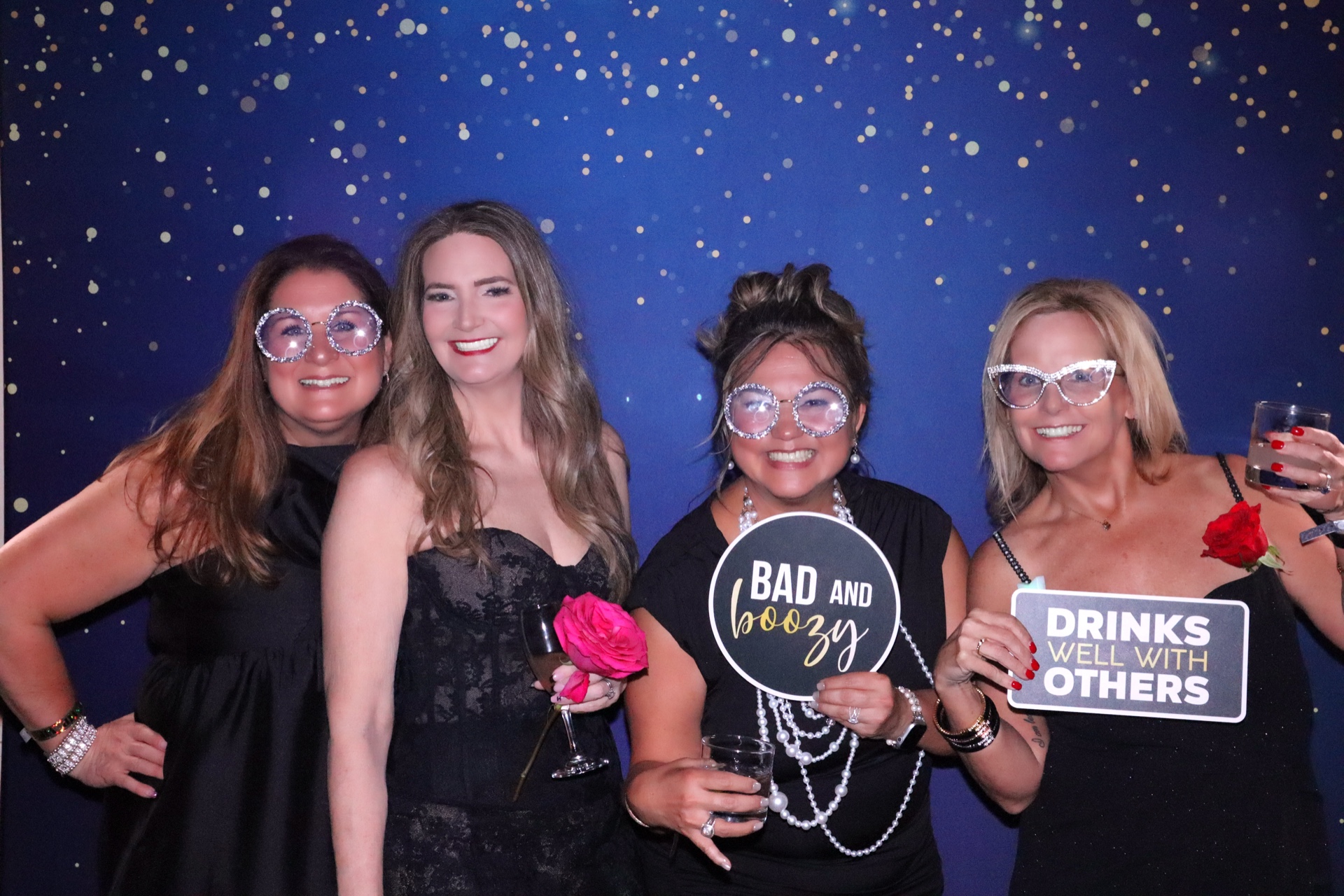 Rockwall Women's League:  Paris After Dark | View more photos from the event at gallery.rckapturedmemories.com/u/RCKapturedMemories/Rockwall-Womens-League-Paris-After-Dark