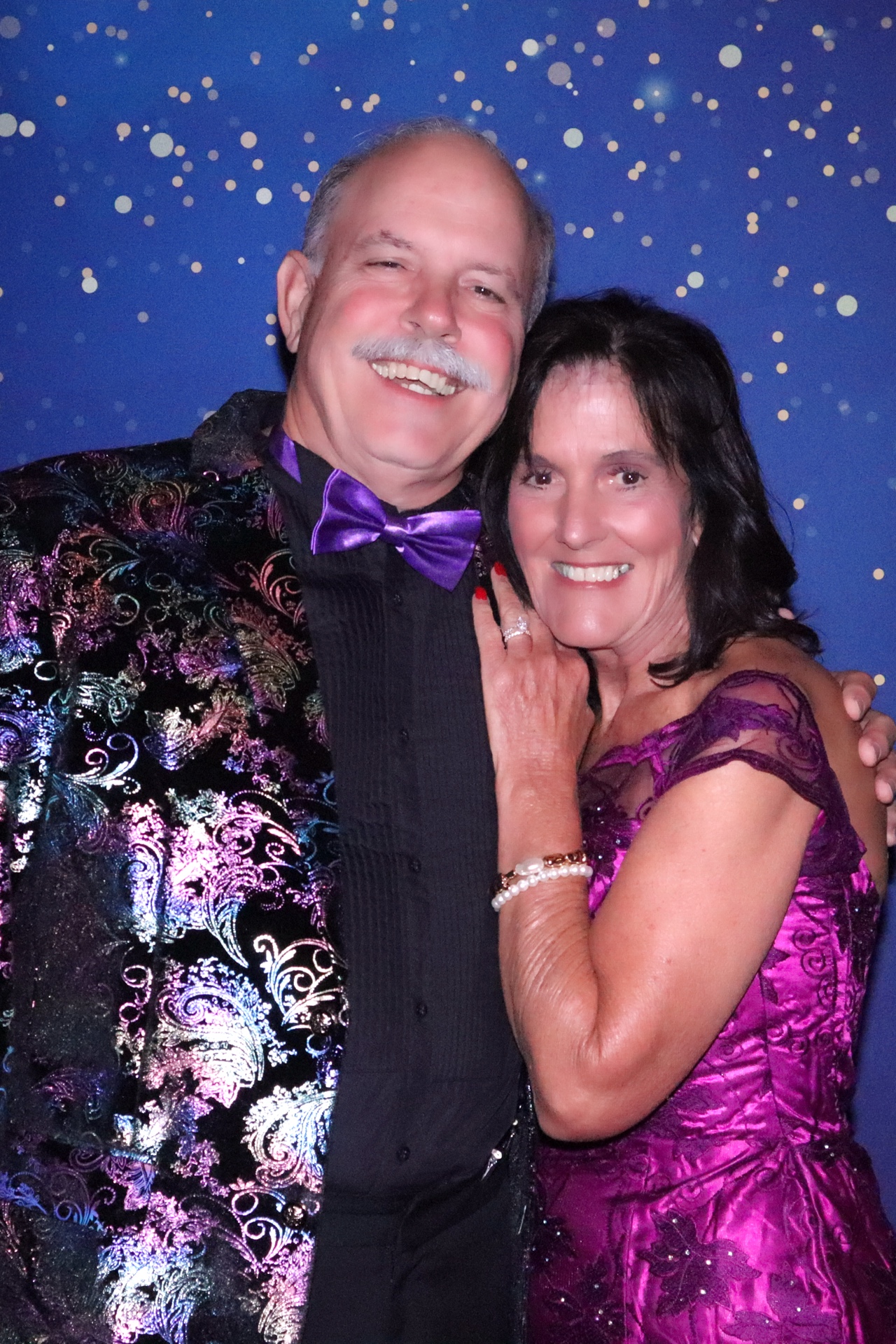 Rockwall Women's League:  Paris After Dark | View more photos from the event at gallery.rckapturedmemories.com/u/RCKapturedMemories/Rockwall-Womens-League-Paris-After-Dark