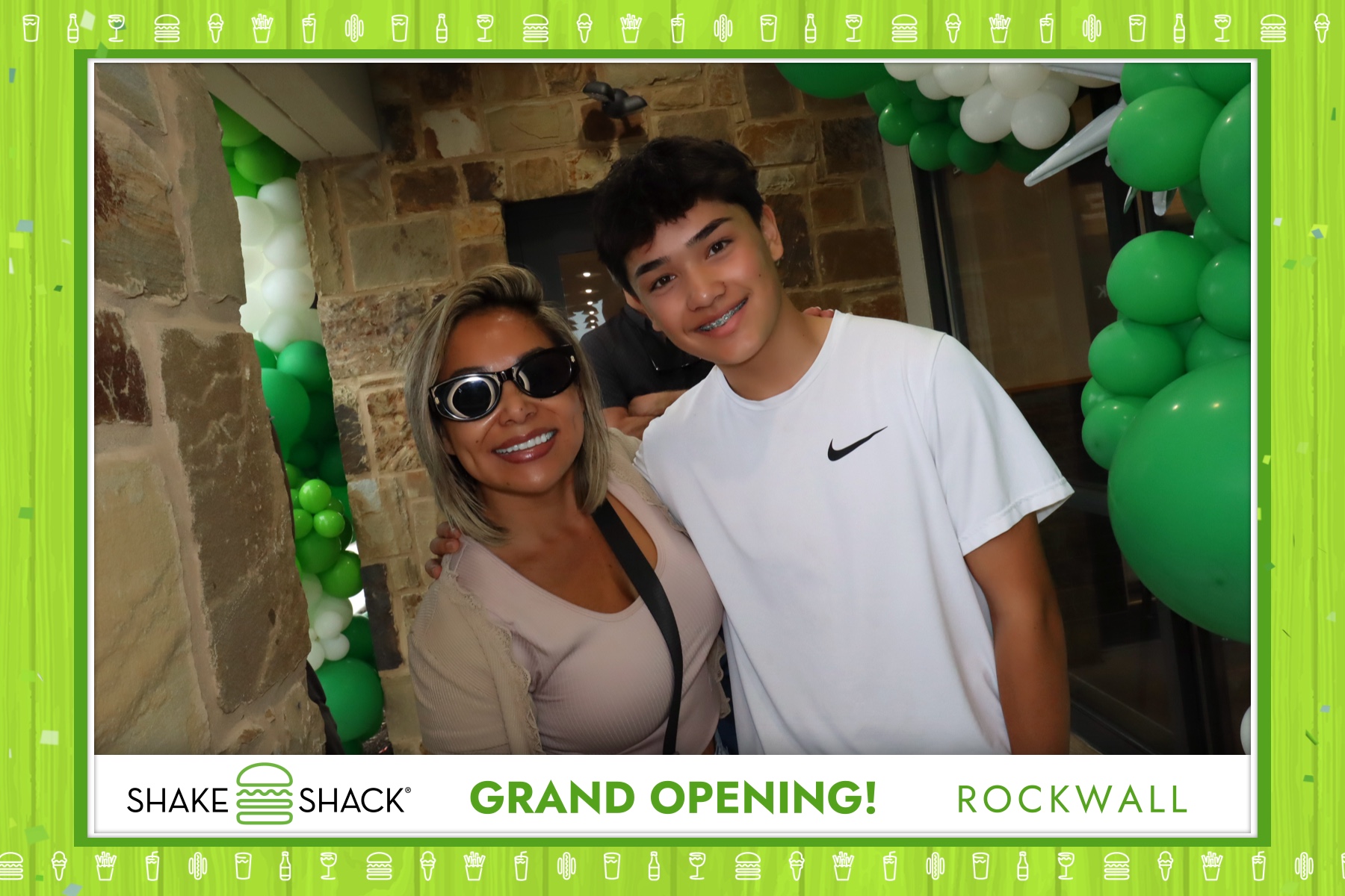 Shake Shack - Rockwall Grand Opening | View more photos from the event at gallery.rckapturedmemories.com/u/RCKapturedMemories/Shake-Shack-Rockwall-Grand-Opening