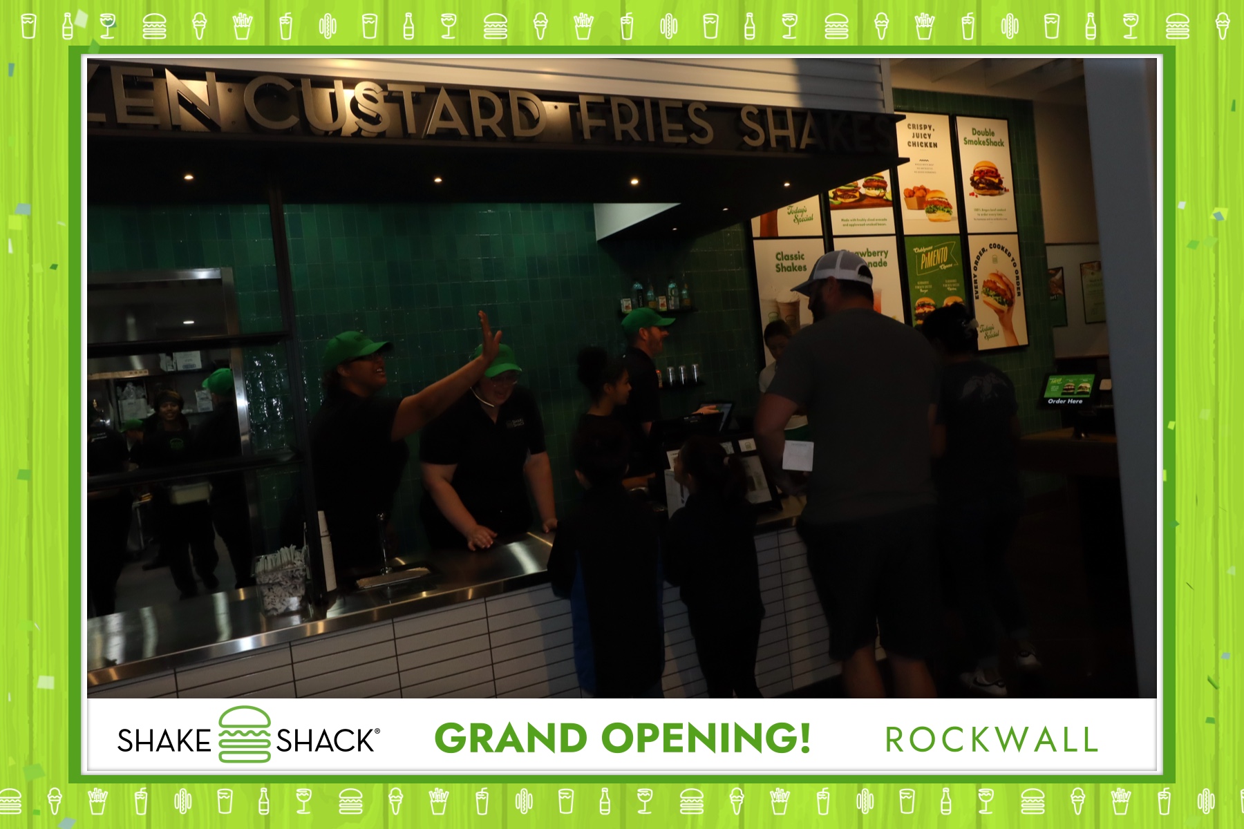 Shake Shack - Rockwall Grand Opening | View more photos from the event at gallery.rckapturedmemories.com/u/RCKapturedMemories/Shake-Shack-Rockwall-Grand-Opening