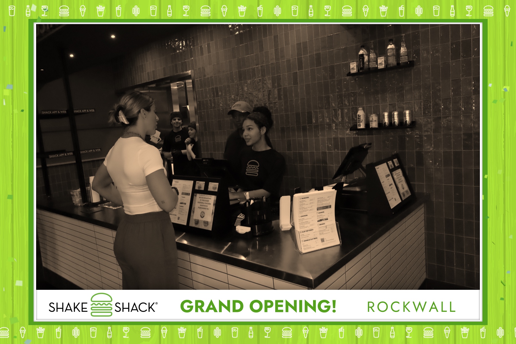 Shake Shack - Rockwall Grand Opening | View more photos from the event at gallery.rckapturedmemories.com/u/RCKapturedMemories/Shake-Shack-Rockwall-Grand-Opening