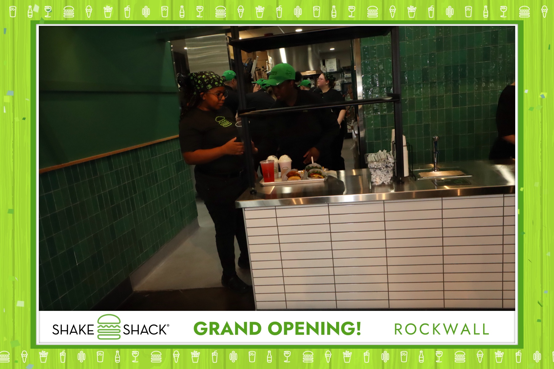 Shake Shack - Rockwall Grand Opening | View more photos from the event at gallery.rckapturedmemories.com/u/RCKapturedMemories/Shake-Shack-Rockwall-Grand-Opening