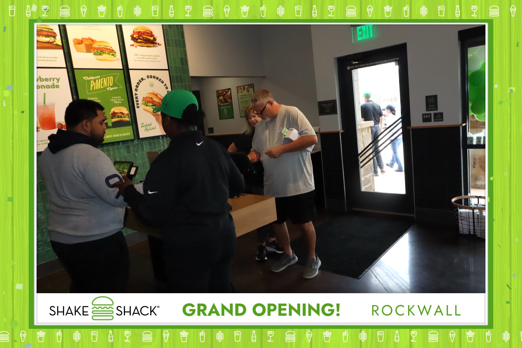 Shake Shack - Rockwall Grand Opening | View more photos from the event at gallery.rckapturedmemories.com/u/RCKapturedMemories/Shake-Shack-Rockwall-Grand-Opening