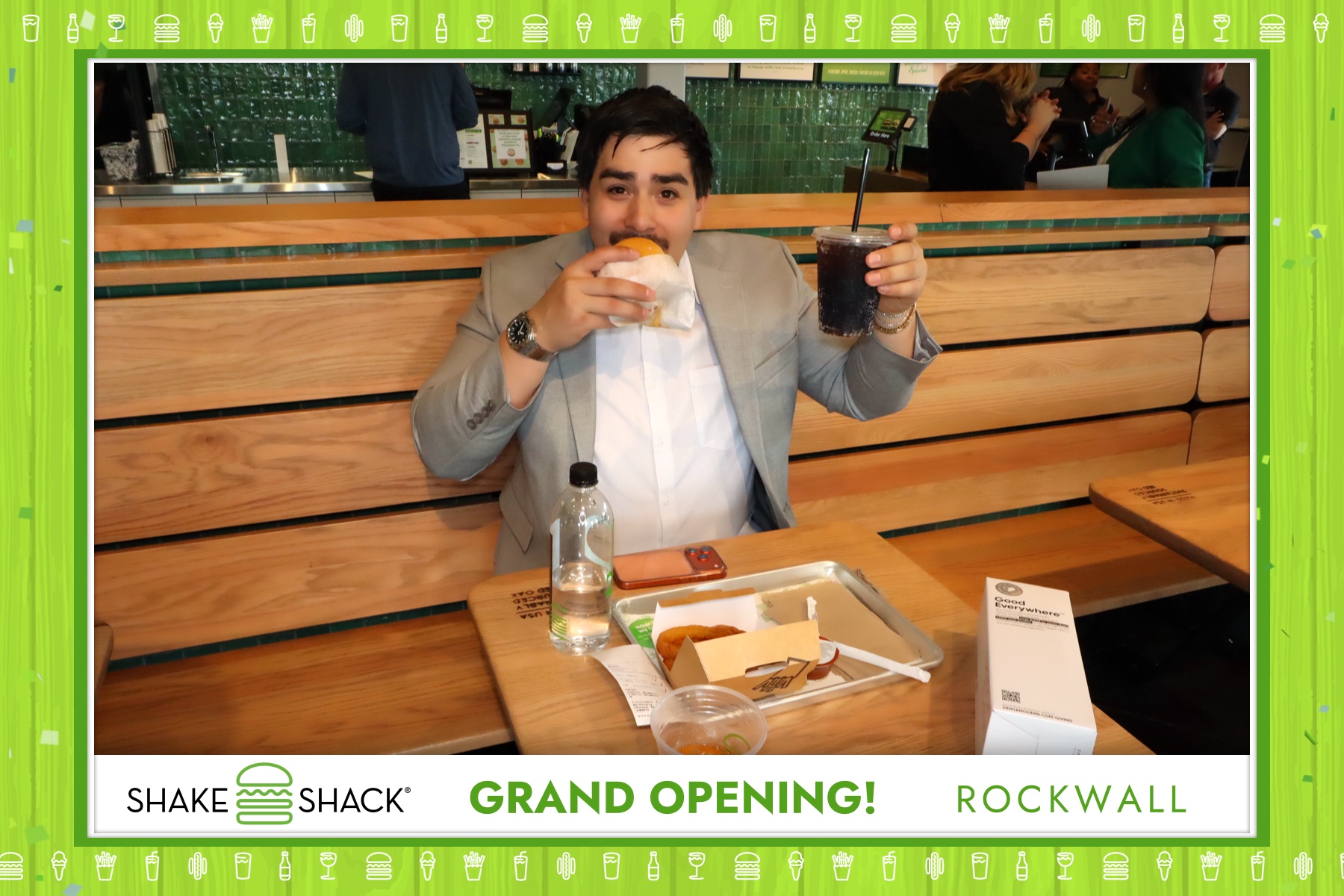 Shake Shack - Rockwall Grand Opening | View more photos from the event at gallery.rckapturedmemories.com/u/RCKapturedMemories/Shake-Shack-Rockwall-Grand-Opening