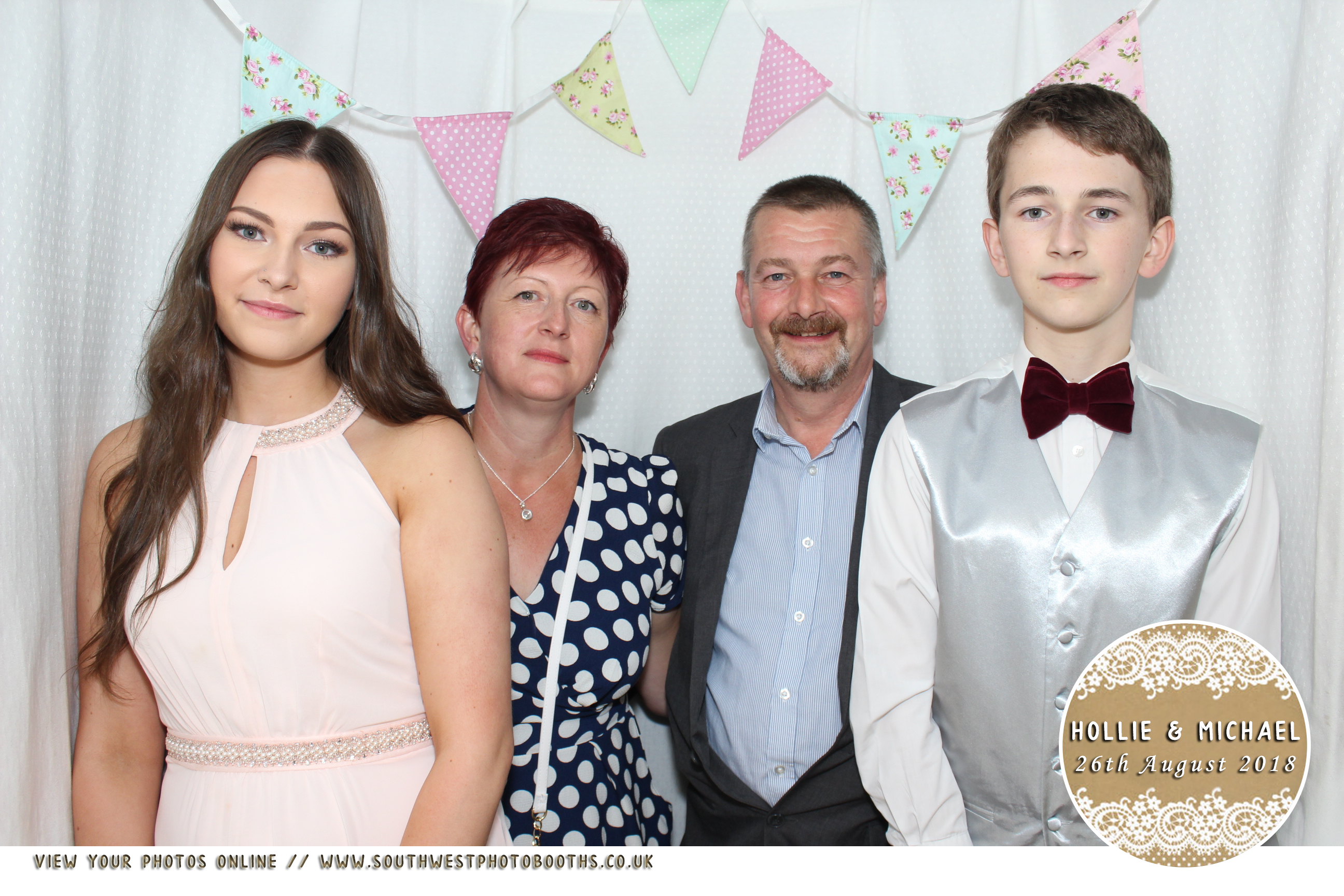 Hollie and Michael | View more photos from the event at gallery.southwestphotobooths.co.uk/u/SWPB/Hollie-and-Michael