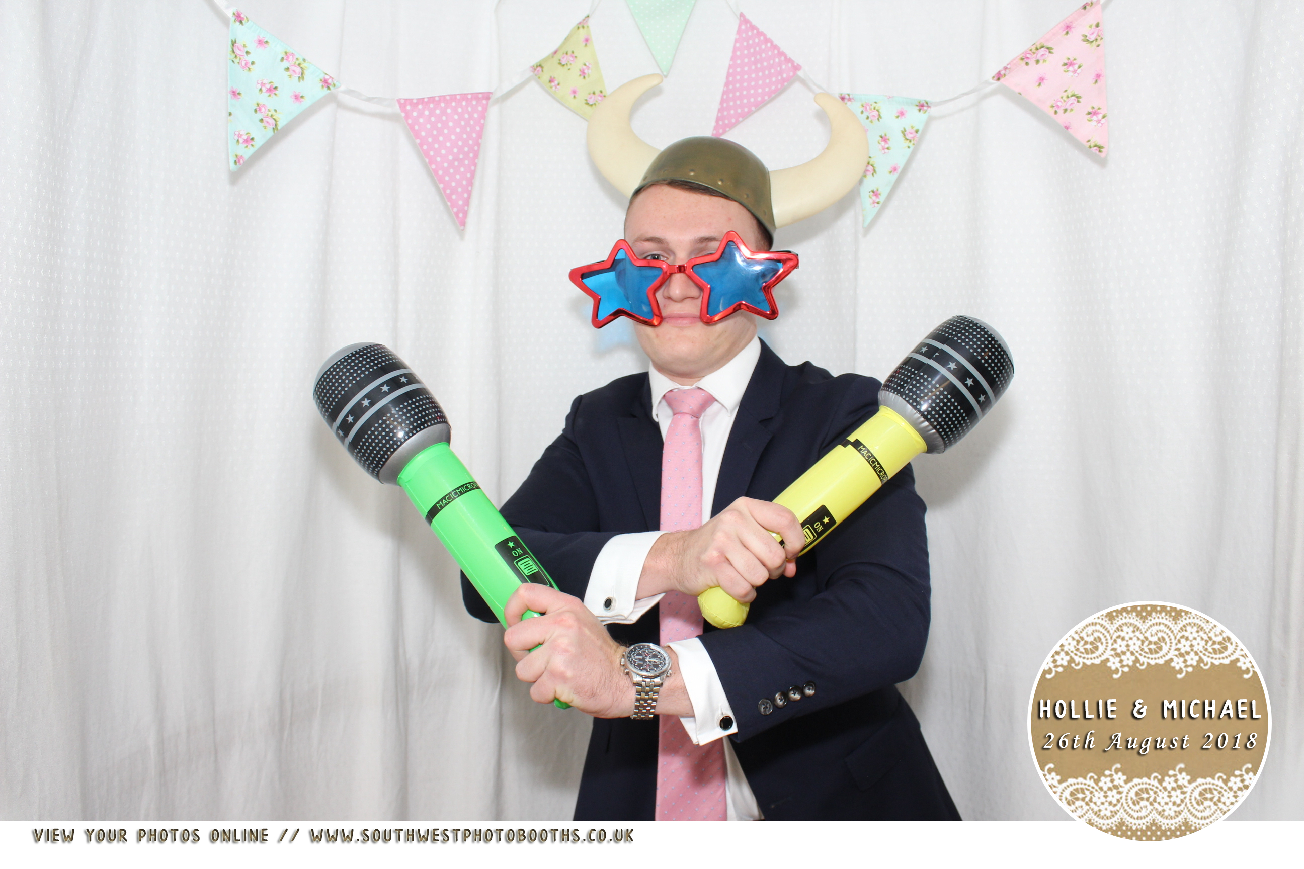 Hollie and Michael | View more photos from the event at gallery.southwestphotobooths.co.uk/u/SWPB/Hollie-and-Michael