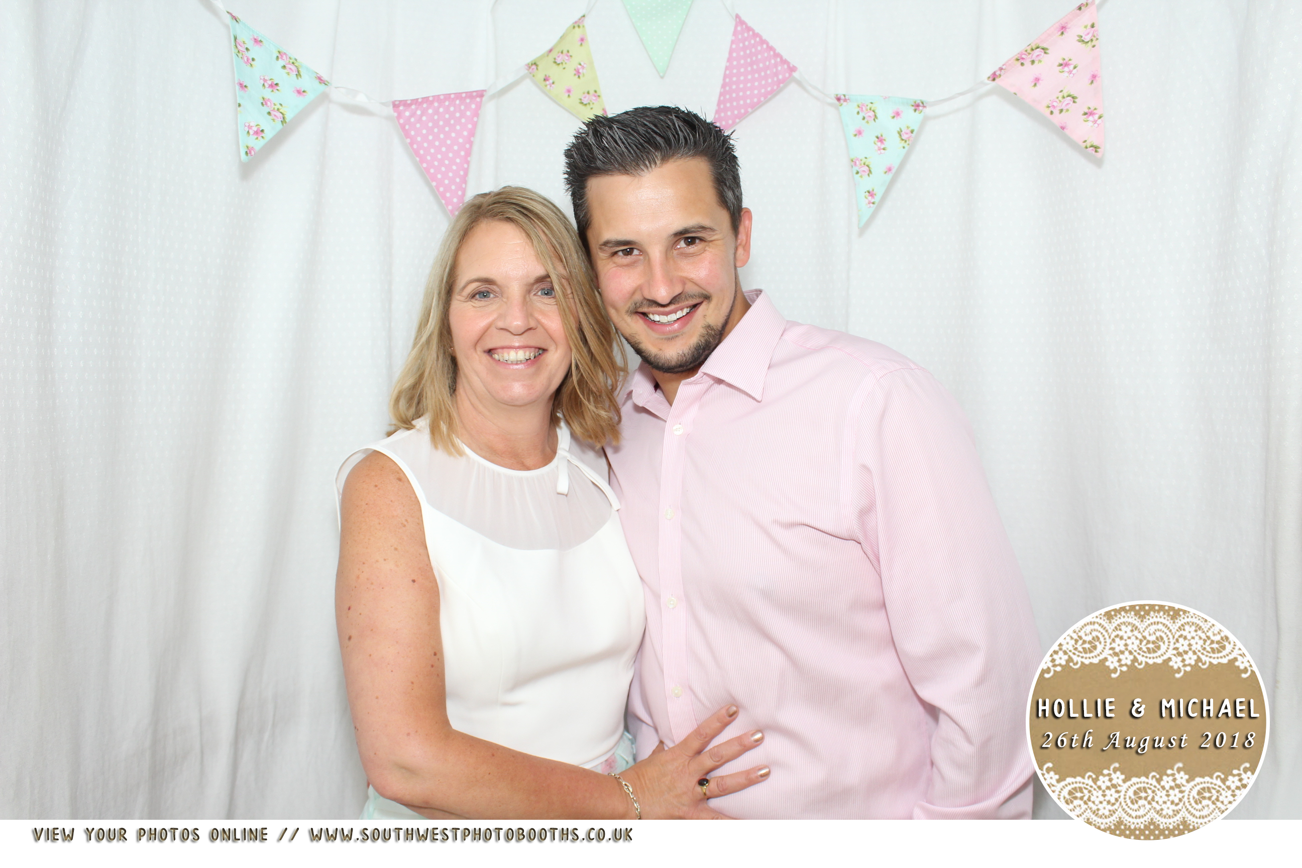 Hollie and Michael | View more photos from the event at gallery.southwestphotobooths.co.uk/u/SWPB/Hollie-and-Michael