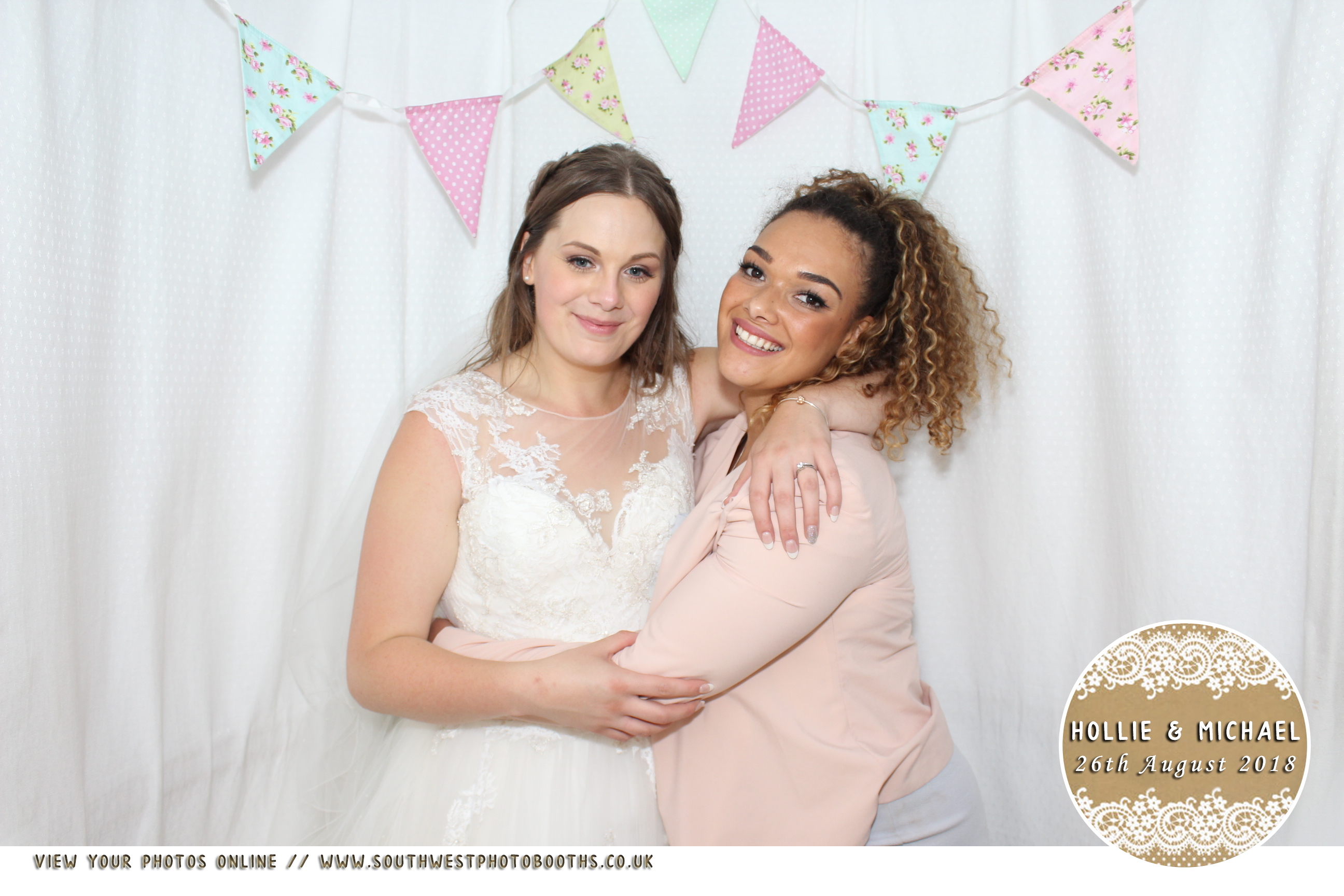 Hollie and Michael | View more photos from the event at gallery.southwestphotobooths.co.uk/u/SWPB/Hollie-and-Michael