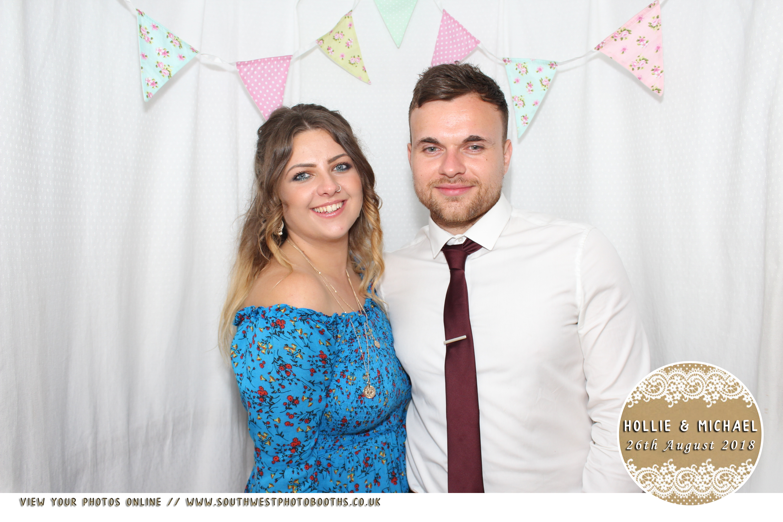 Hollie and Michael | View more photos from the event at gallery.southwestphotobooths.co.uk/u/SWPB/Hollie-and-Michael