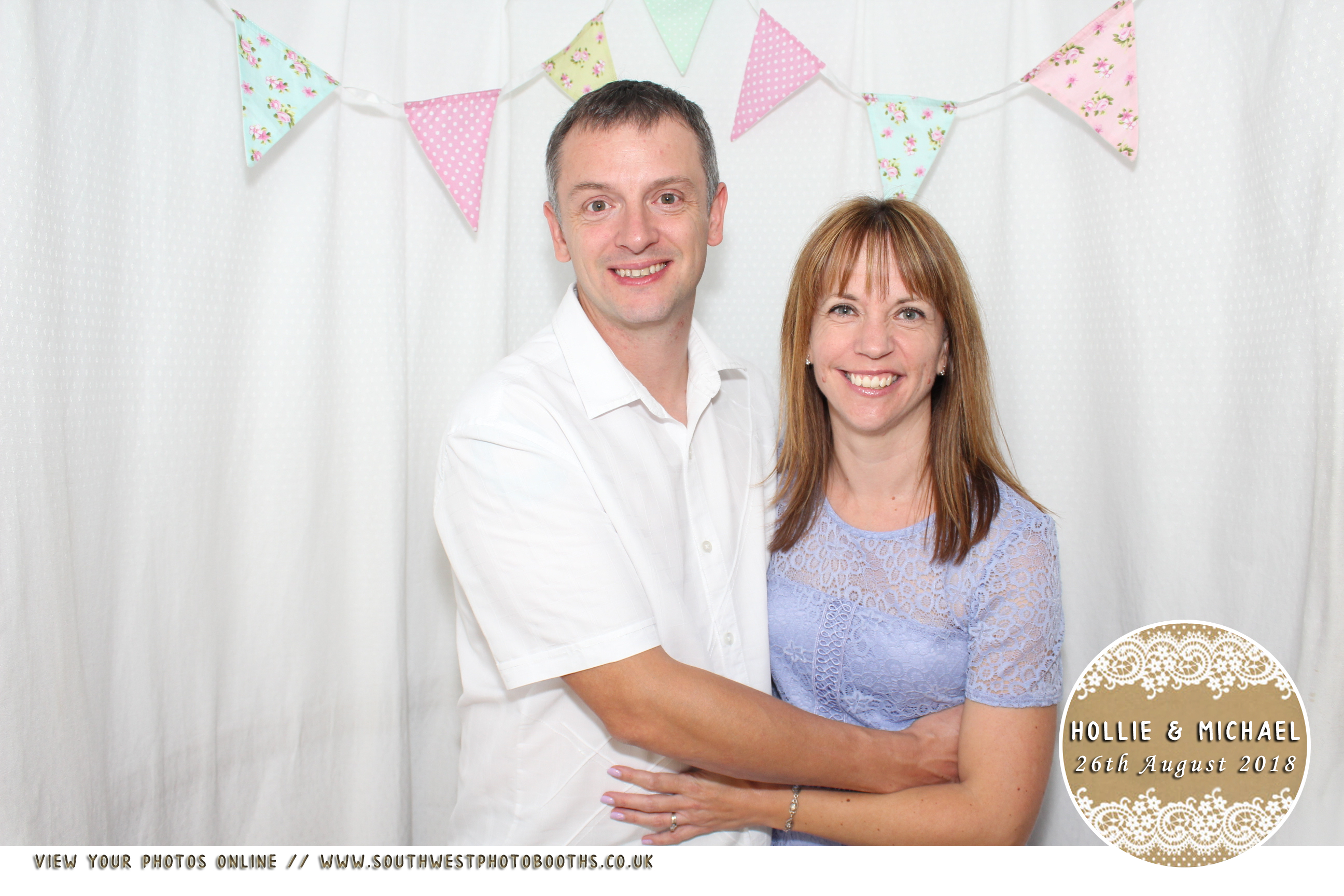 Hollie and Michael | View more photos from the event at gallery.southwestphotobooths.co.uk/u/SWPB/Hollie-and-Michael