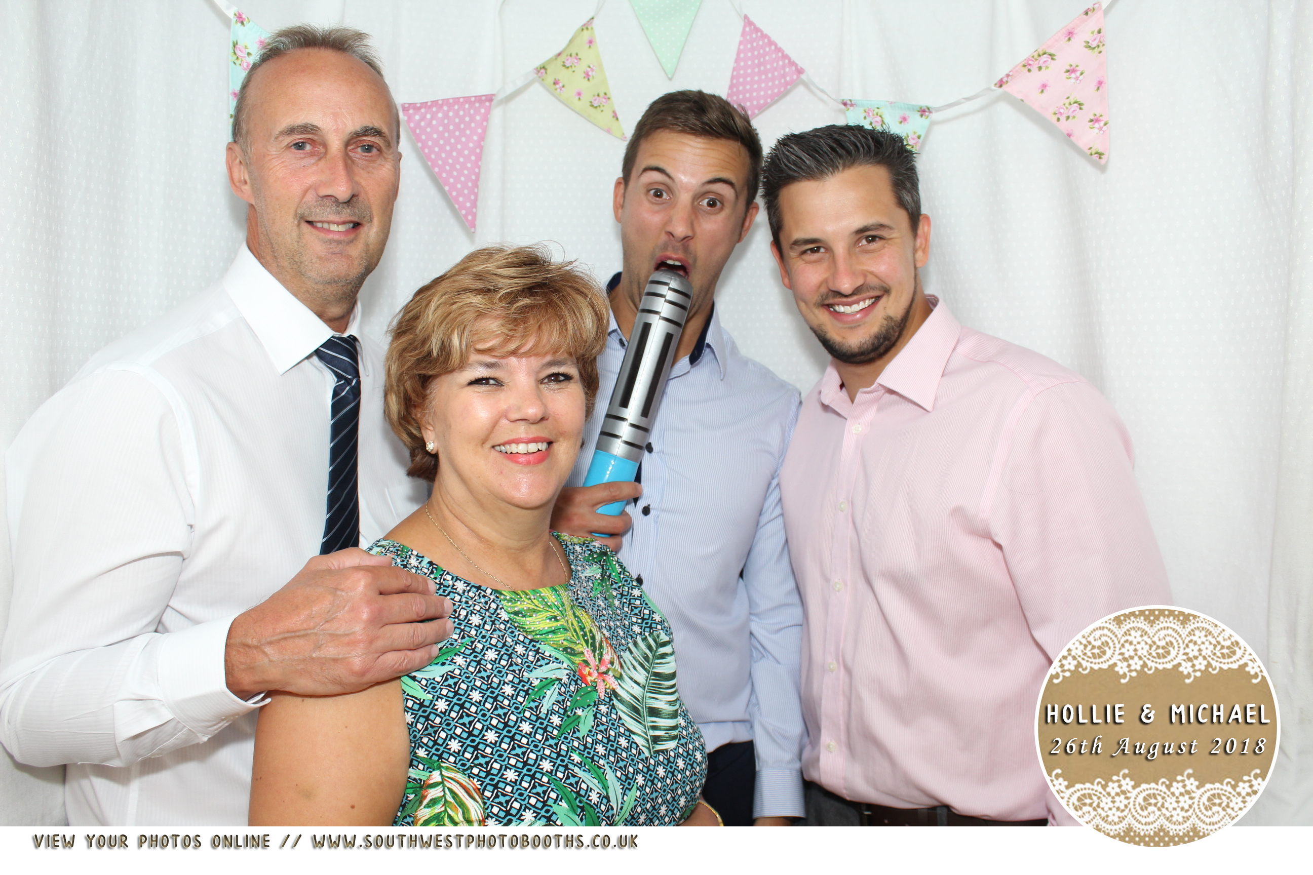 Hollie and Michael | View more photos from the event at gallery.southwestphotobooths.co.uk/u/SWPB/Hollie-and-Michael