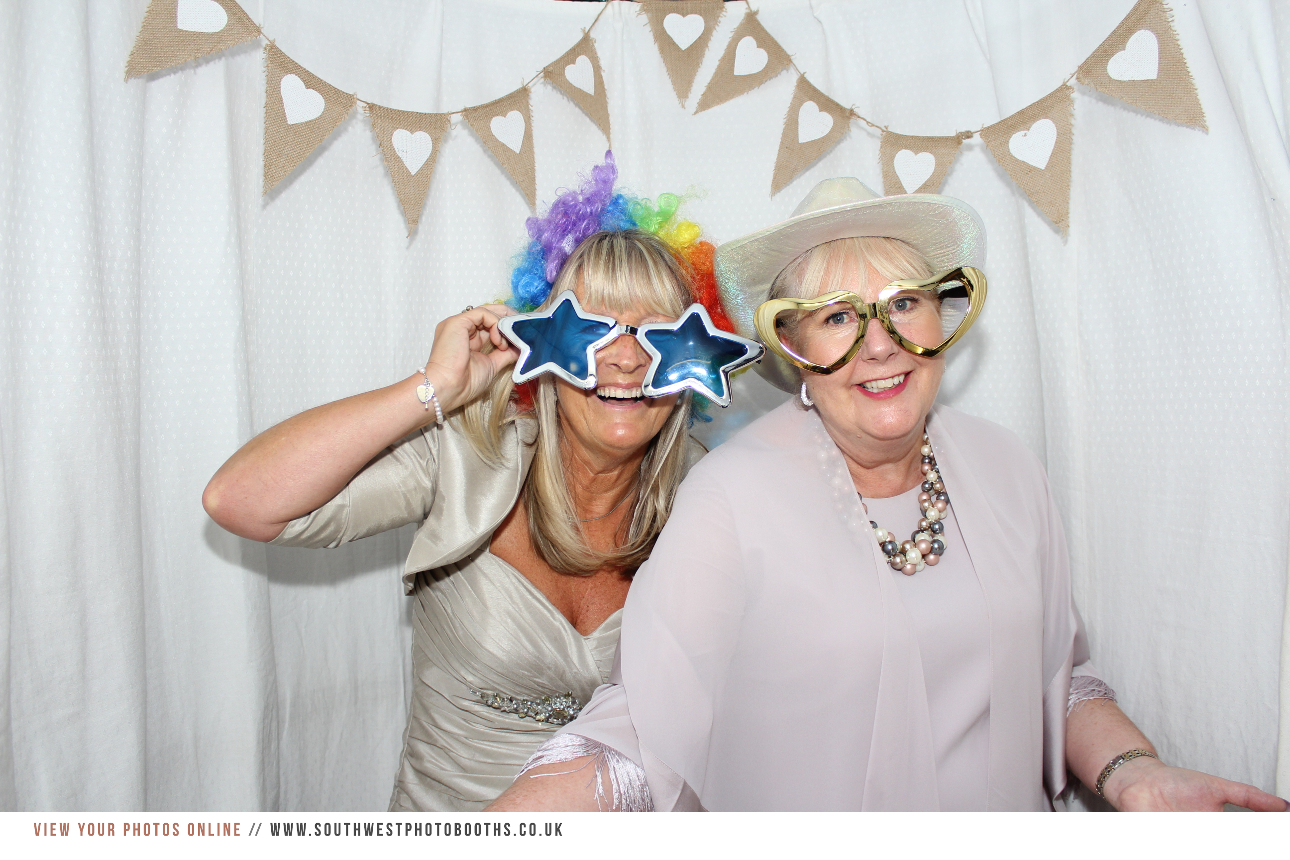 Kara & Mike | View more photos from the event at gallery.southwestphotobooths.co.uk/u/SWPB/Kara-Mike