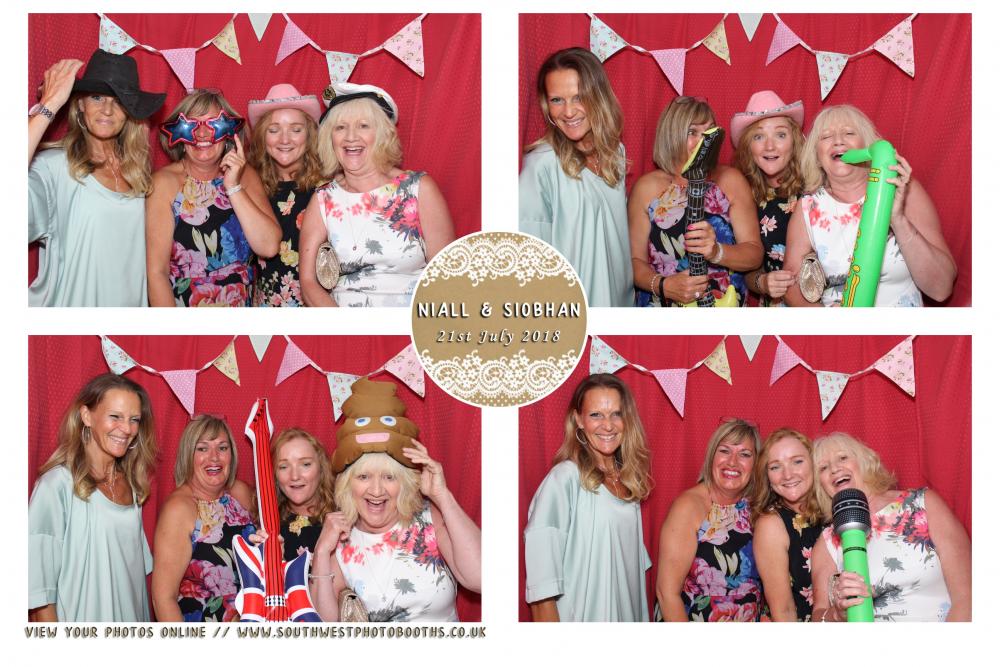 Niall and Siobhan | View more photos from the event at gallery.southwestphotobooths.co.uk/u/SWPB/Niall-and-Siobhan