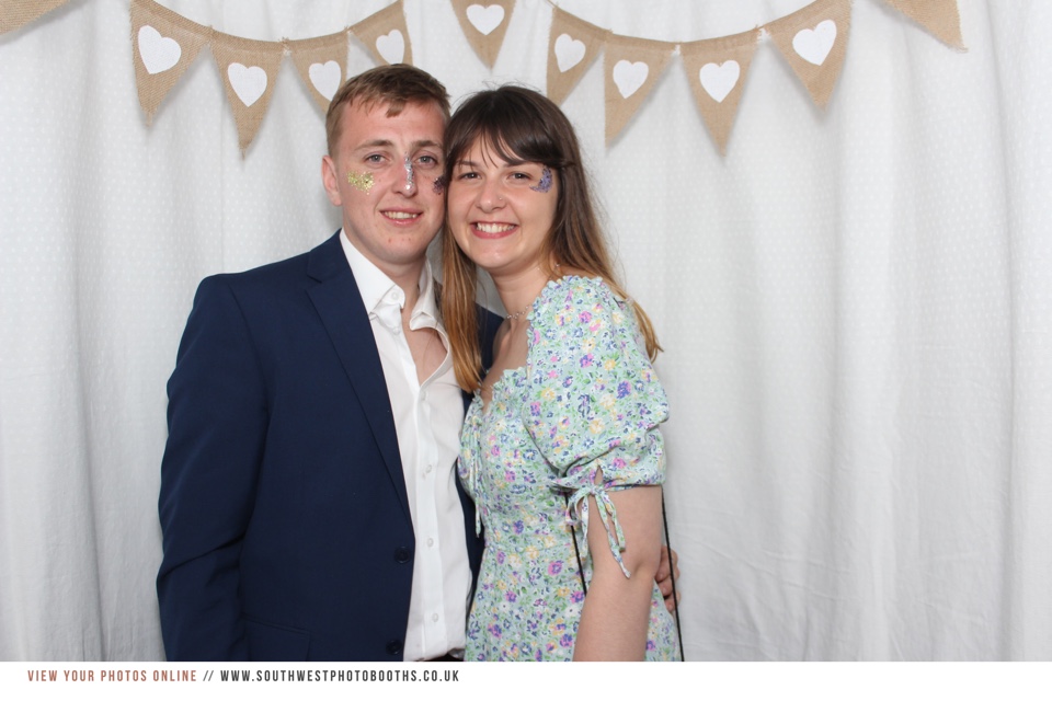 Emily and Terry | View more photos from the event at gallery.southwestphotobooths.co.uk/u/SWPB/Emily-and-Terry