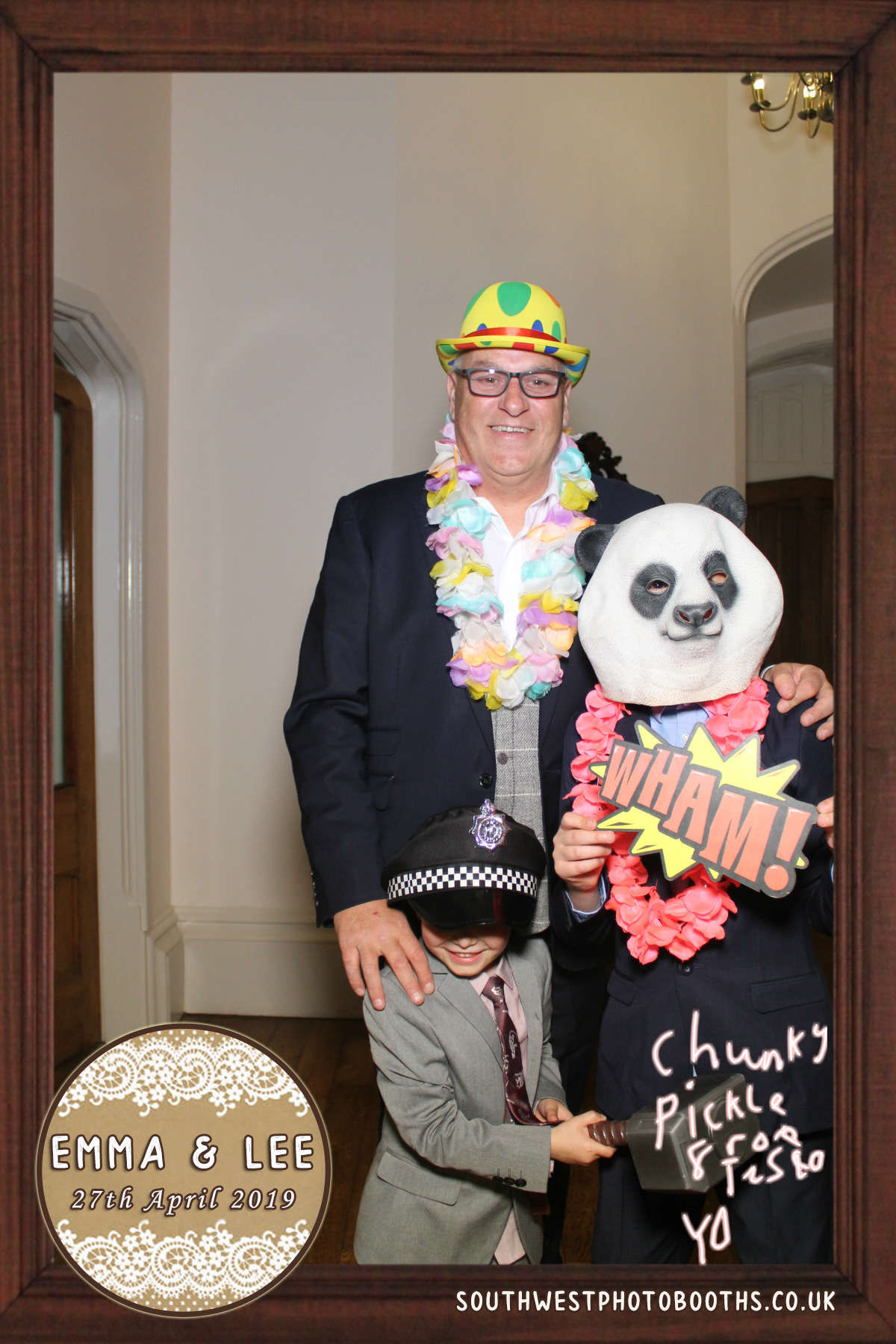 Emma and Lee | View more photos from the event at gallery.southwestphotobooths.co.uk/u/SWPB/Emma-and-Lee