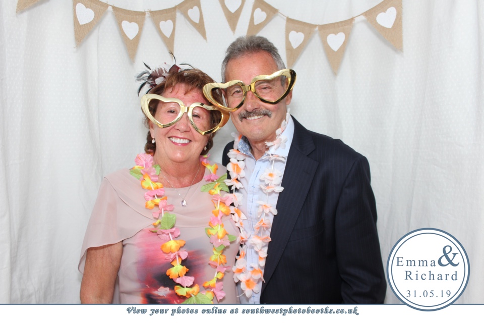 Emma and Richard | View more photos from the event at gallery.southwestphotobooths.co.uk/u/SWPB/Emma-and-Richard