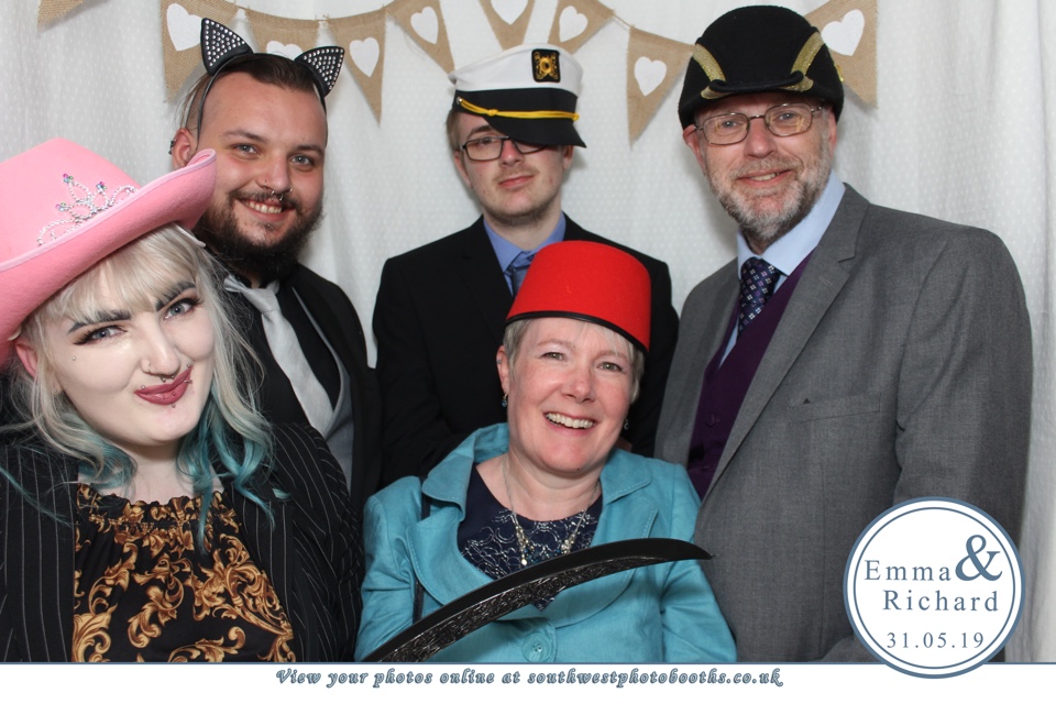 Emma and Richard | View more photos from the event at gallery.southwestphotobooths.co.uk/u/SWPB/Emma-and-Richard
