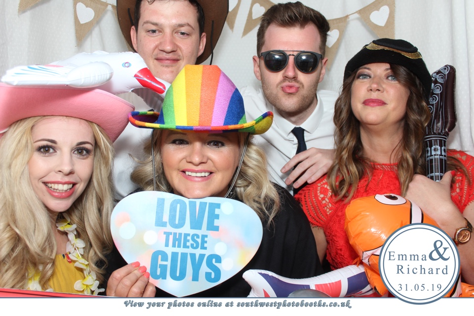 Emma and Richard | View more photos from the event at gallery.southwestphotobooths.co.uk/u/SWPB/Emma-and-Richard