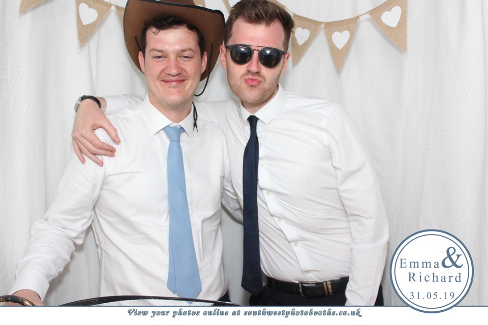 Emma and Richard | View more photos from the event at gallery.southwestphotobooths.co.uk/u/SWPB/Emma-and-Richard