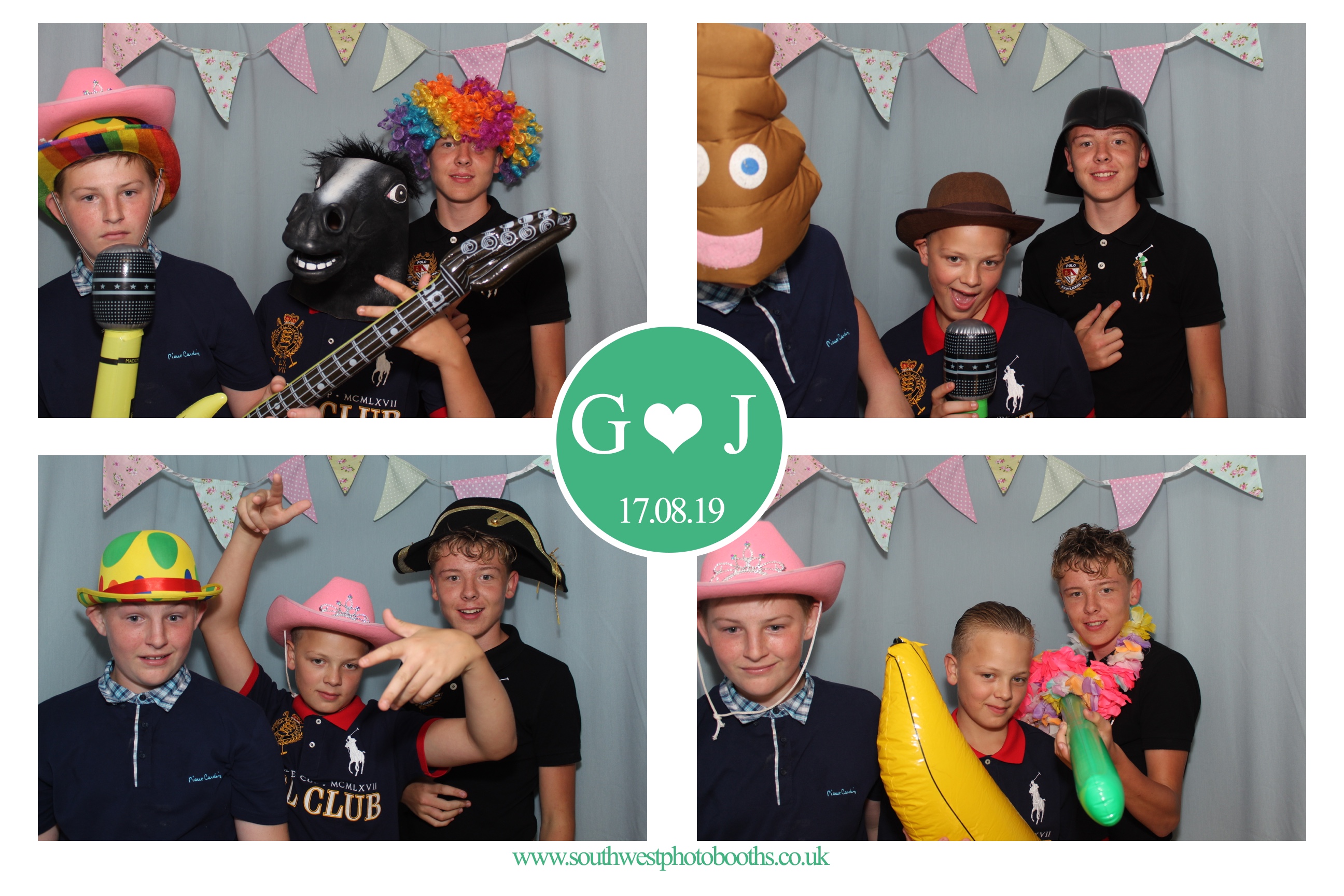 Greg and Jess | View more photos from the event at gallery.southwestphotobooths.co.uk/u/SWPB/Greg-and-Jess