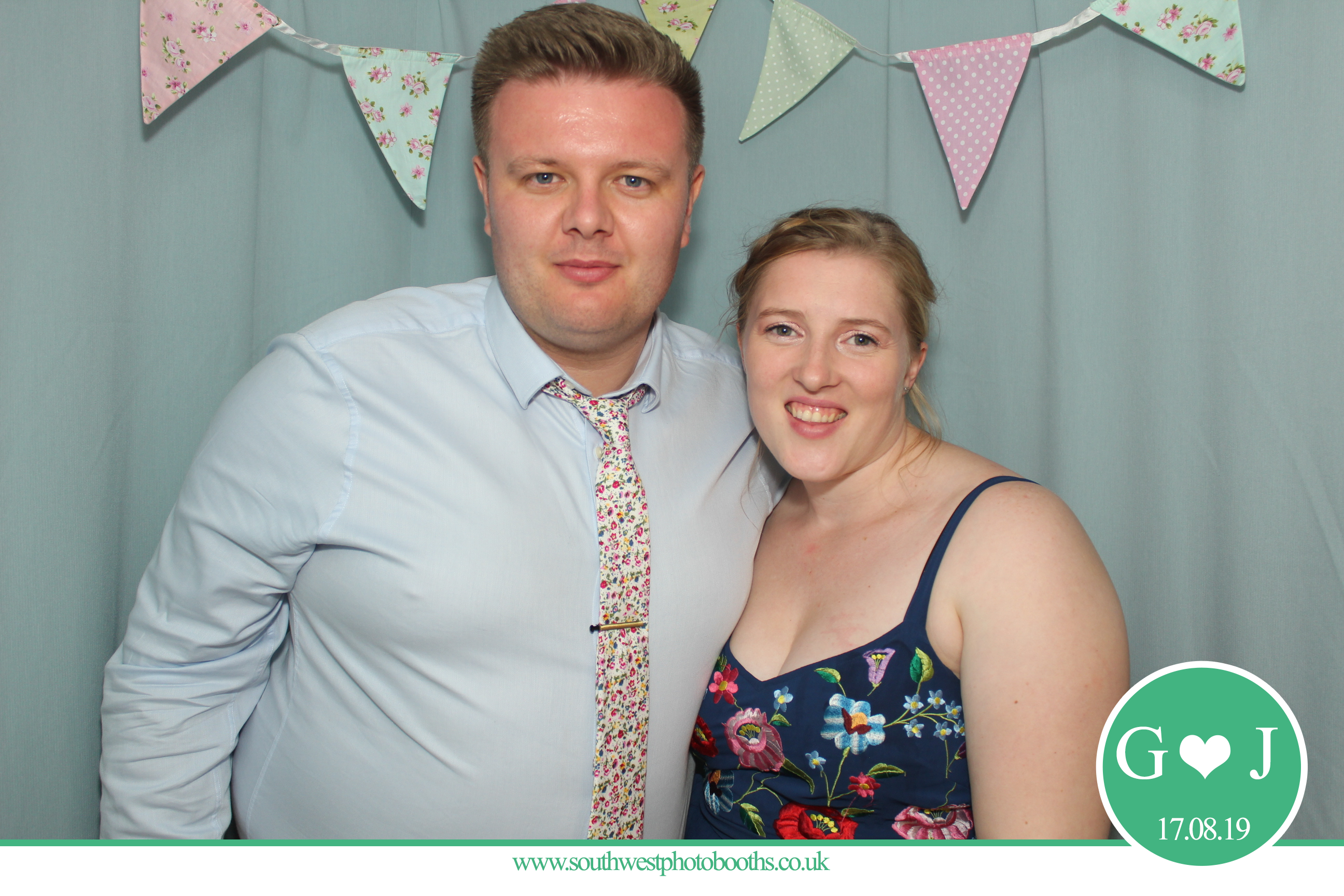 Greg and Jess | View more photos from the event at gallery.southwestphotobooths.co.uk/u/SWPB/Greg-and-Jess