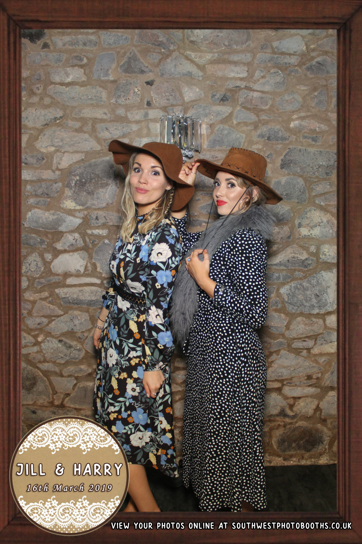 Jill and Harry | View more photos from the event at gallery.southwestphotobooths.co.uk/u/SWPB/Jill-and-Harry