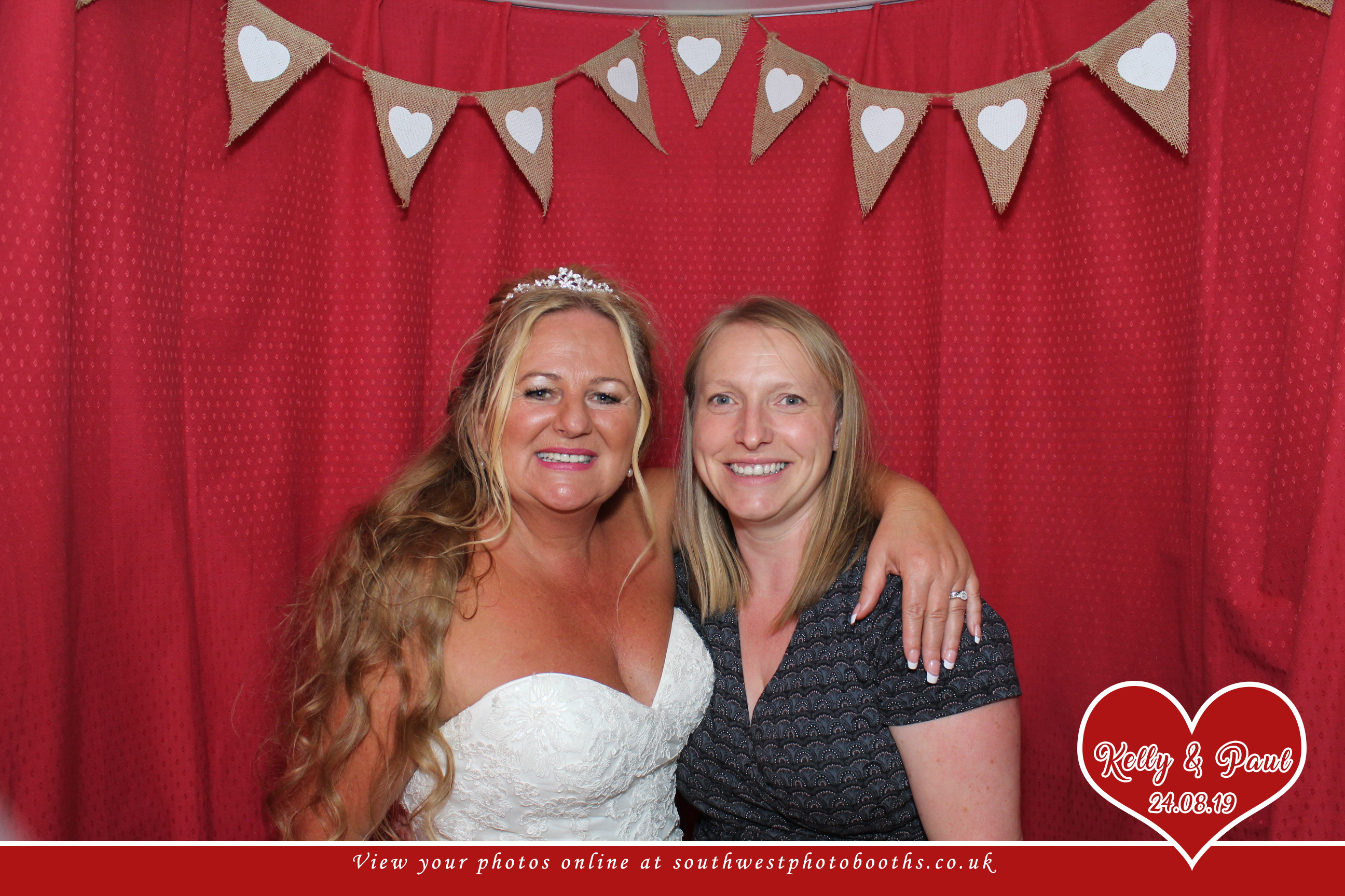 Kelly and Paul | View more photos from the event at gallery.southwestphotobooths.co.uk/u/SWPB/Kelly-and-Paul