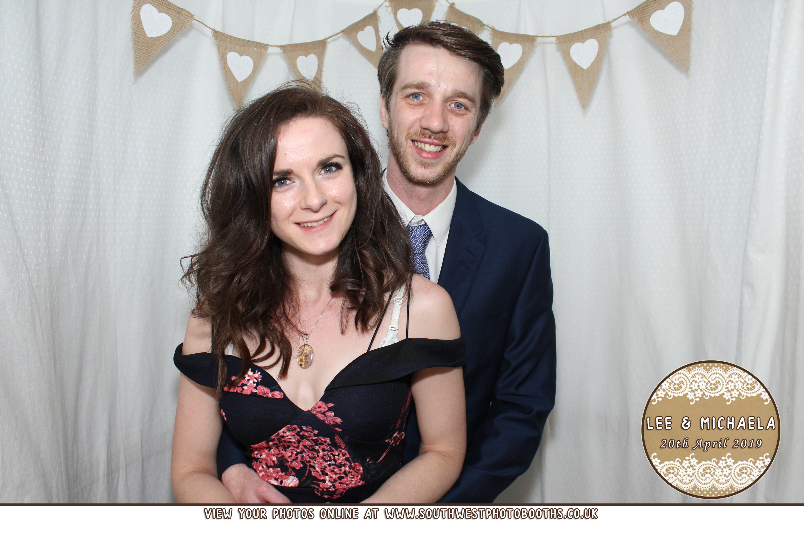 Lee and Michaela | View more photos from the event at gallery.southwestphotobooths.co.uk/u/SWPB/Lee-and-Michaela