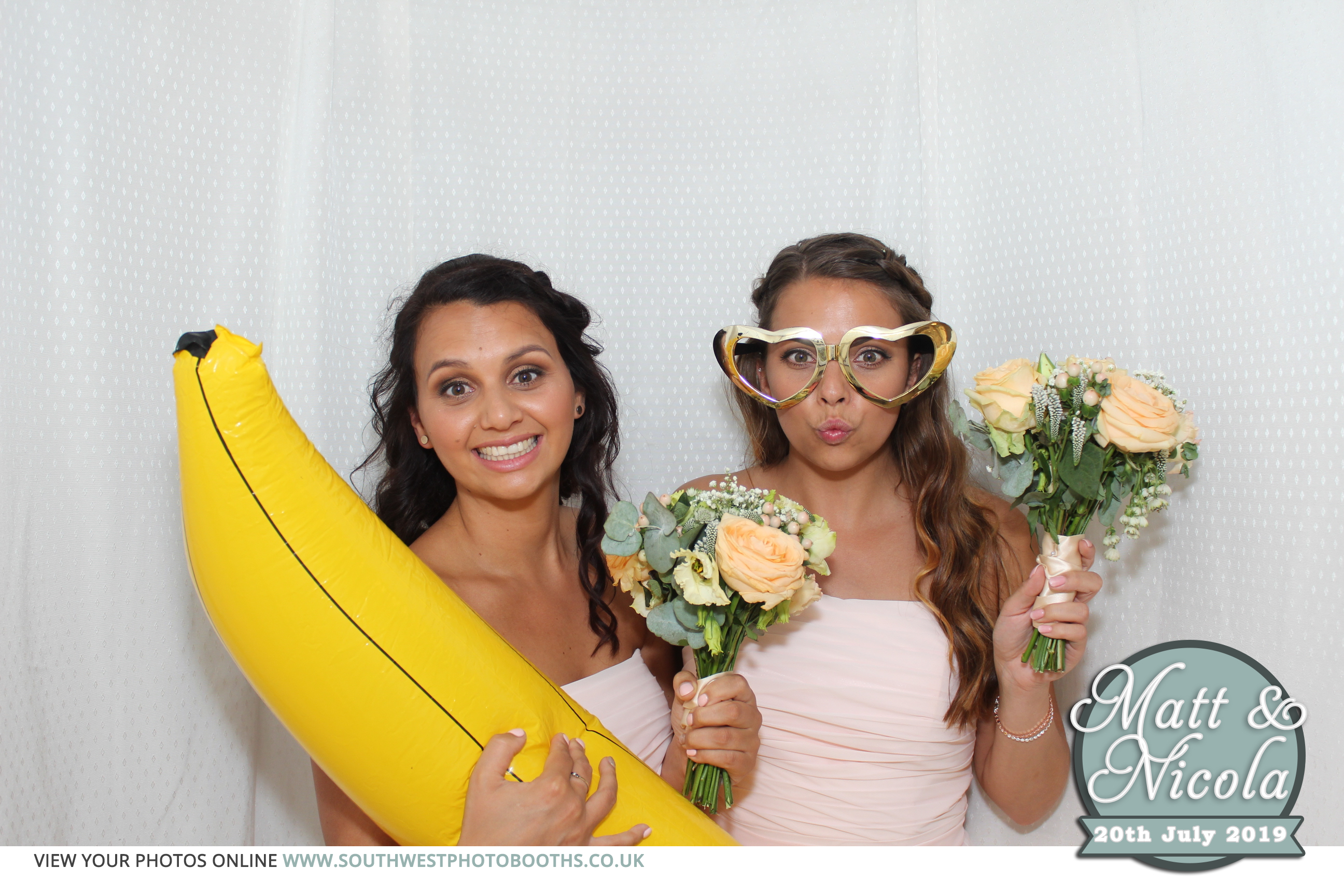 Matt and Nicola | View more photos from the event at gallery.southwestphotobooths.co.uk/u/SWPB/Matt-and-Nicola