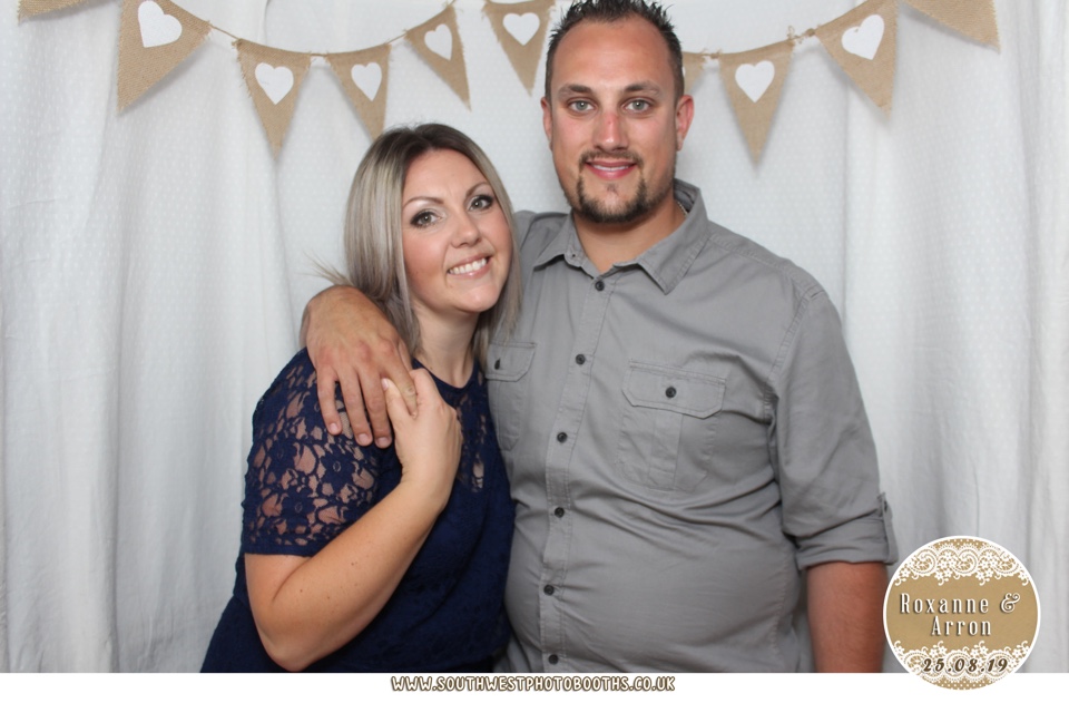 Roxanne and Arron | View more photos from the event at gallery.southwestphotobooths.co.uk/u/SWPB/Roxanne-and-Arron
