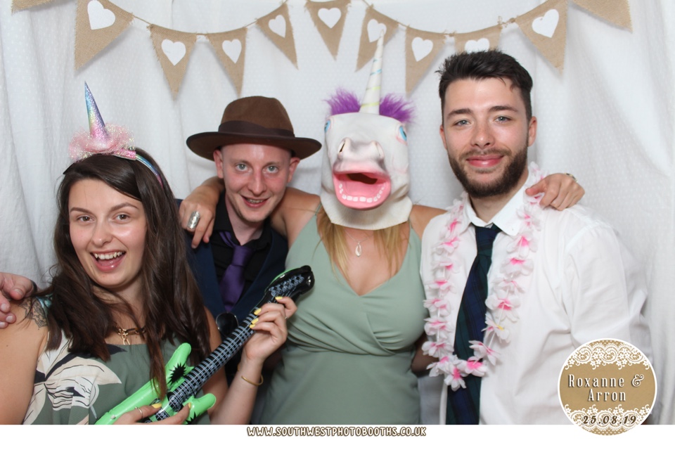 Roxanne and Arron | View more photos from the event at gallery.southwestphotobooths.co.uk/u/SWPB/Roxanne-and-Arron