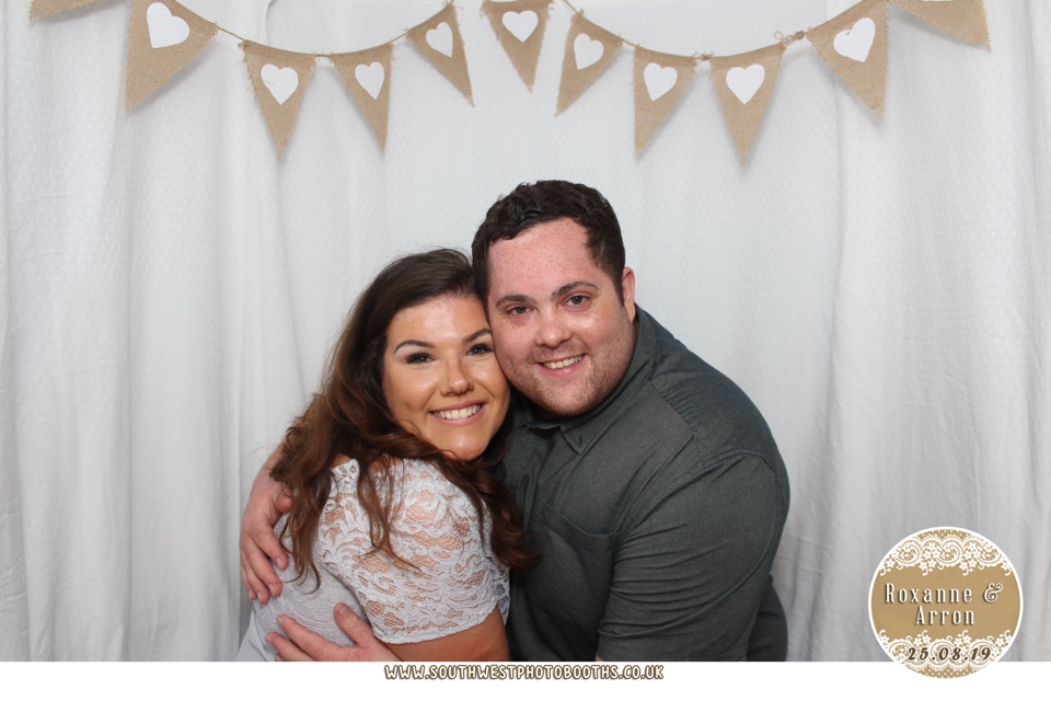 Roxanne and Arron | View more photos from the event at gallery.southwestphotobooths.co.uk/u/SWPB/Roxanne-and-Arron