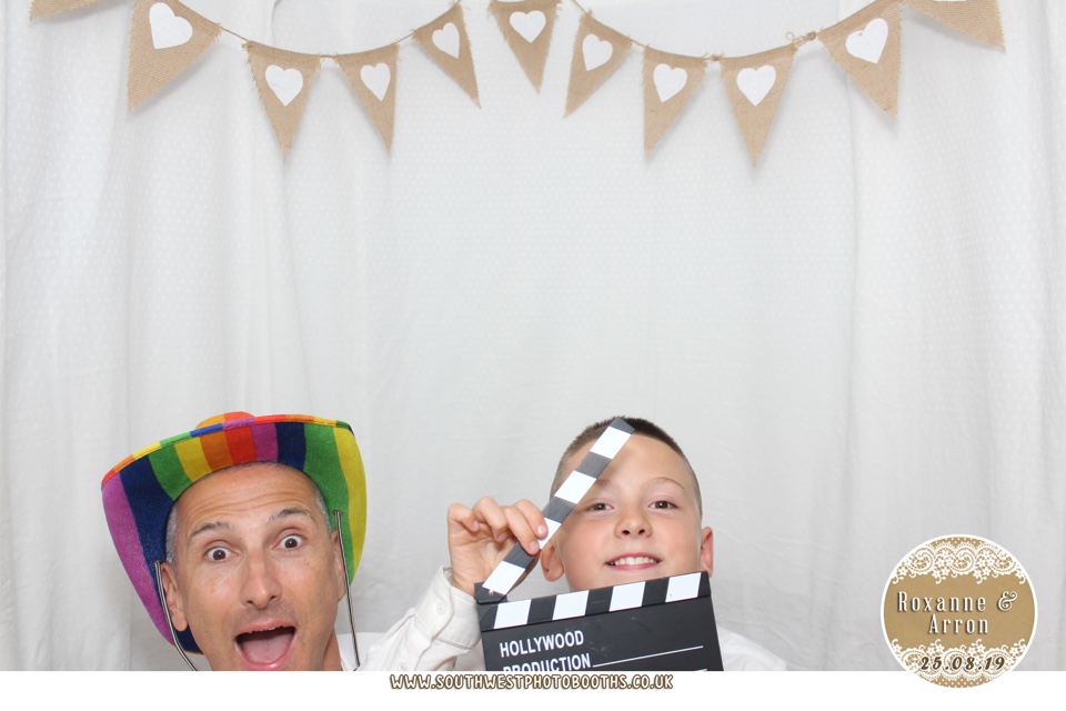 Roxanne and Arron | View more photos from the event at gallery.southwestphotobooths.co.uk/u/SWPB/Roxanne-and-Arron