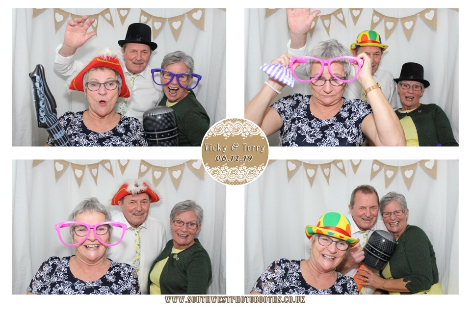 Vicky and Terry  | View more photos from the event at gallery.southwestphotobooths.co.uk/u/SWPB/Vicky-and-Terry