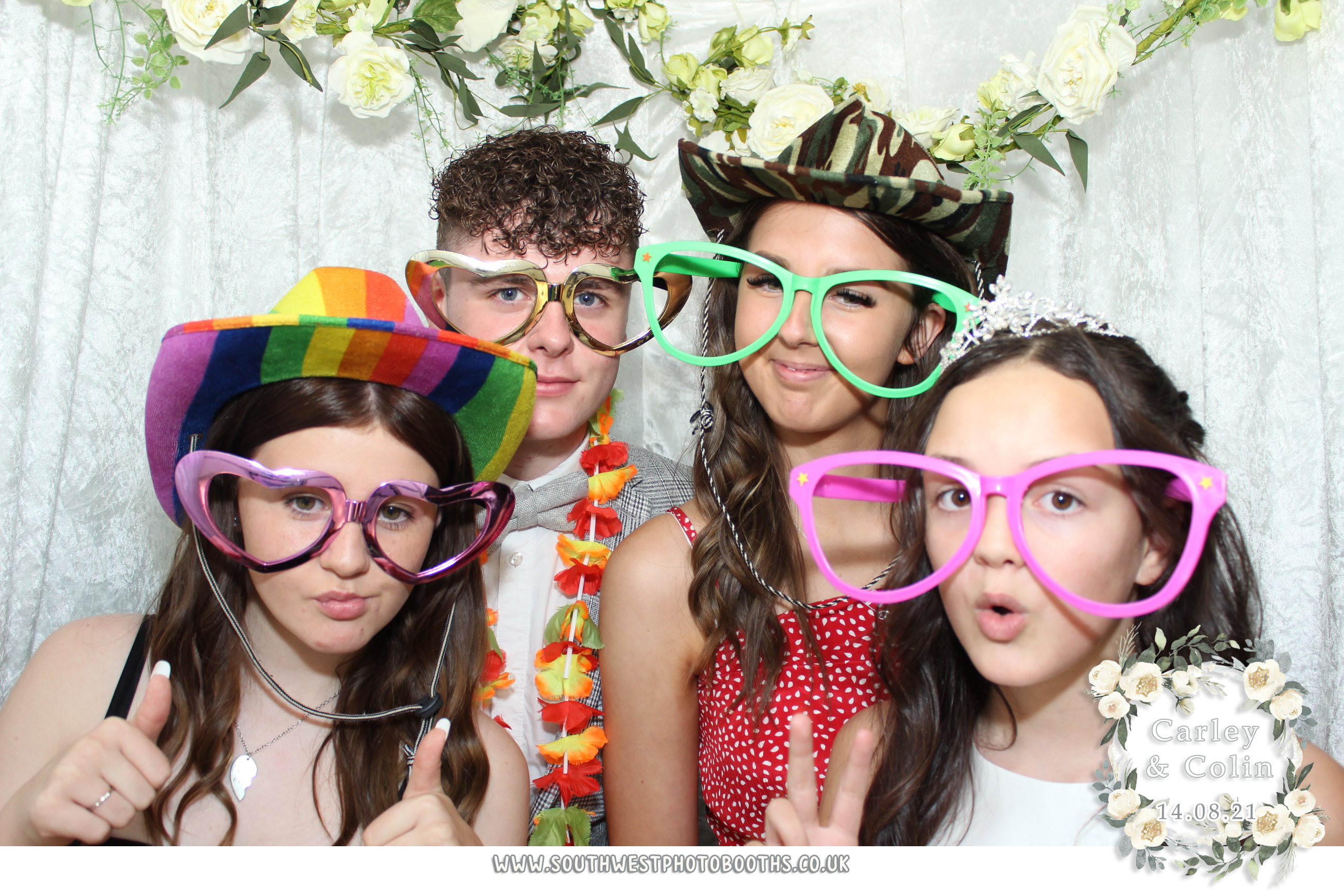Carley and Colin | View more photos from the event at gallery.southwestphotobooths.co.uk/u/SWPB/Carley-and-Colin