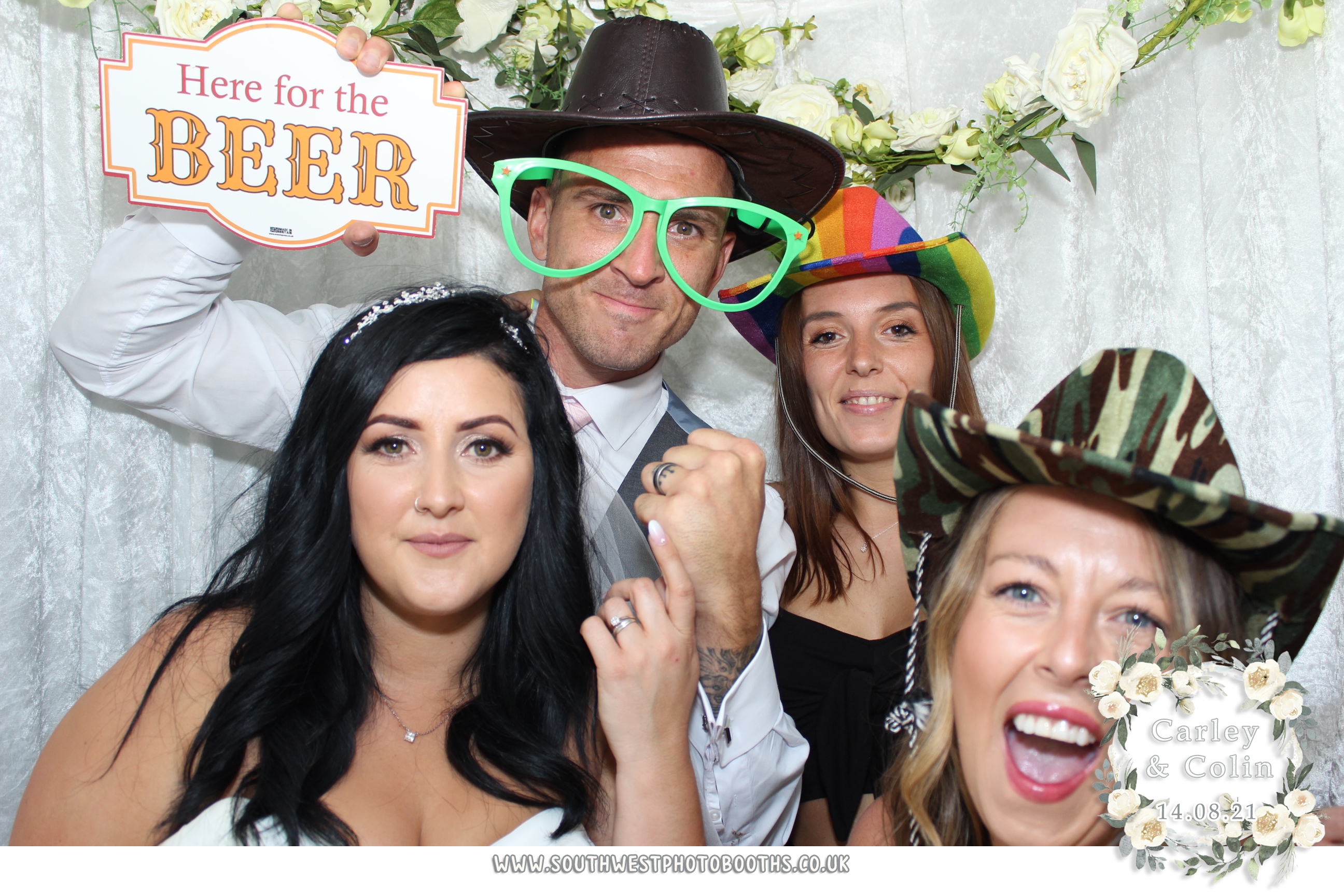 Carley and Colin | View more photos from the event at gallery.southwestphotobooths.co.uk/u/SWPB/Carley-and-Colin