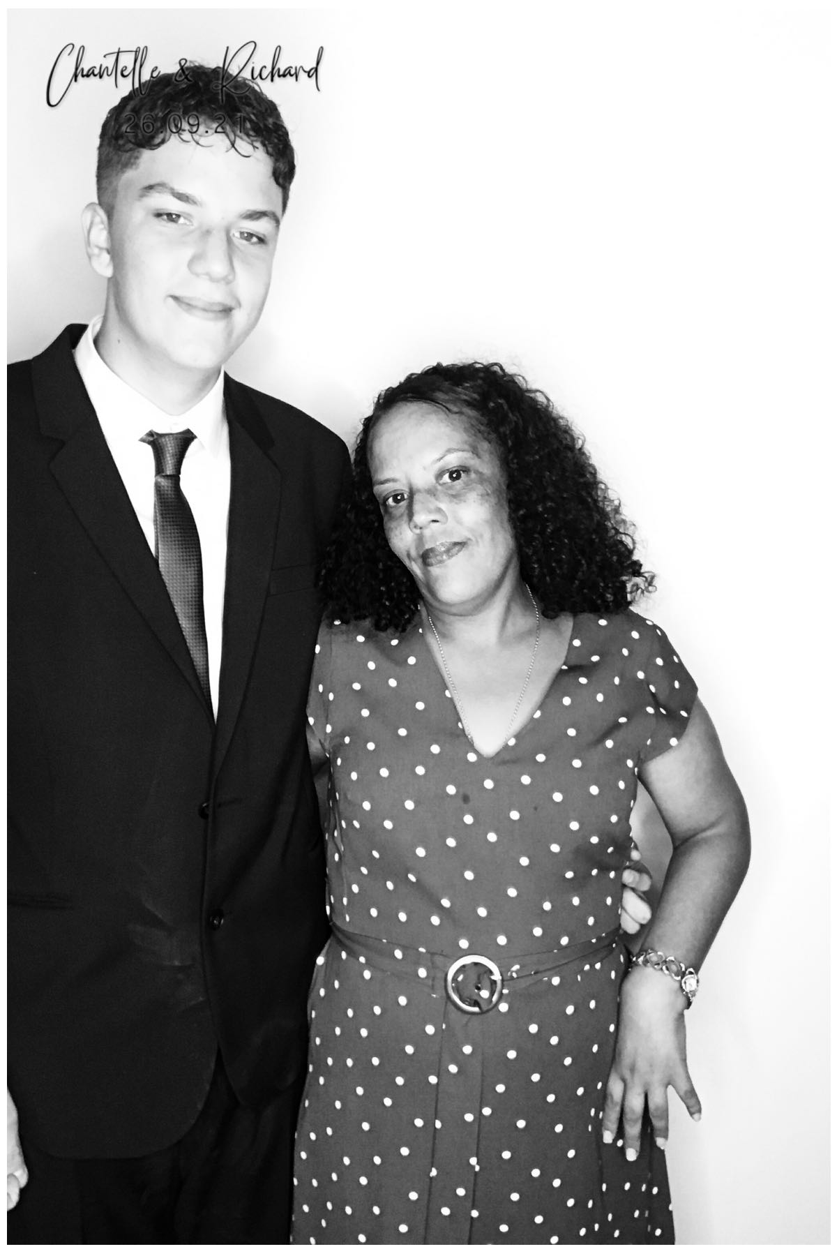 Chantelle and Richard  | View more photos from the event at gallery.southwestphotobooths.co.uk/u/SWPB/Chantelle-and-Richard
