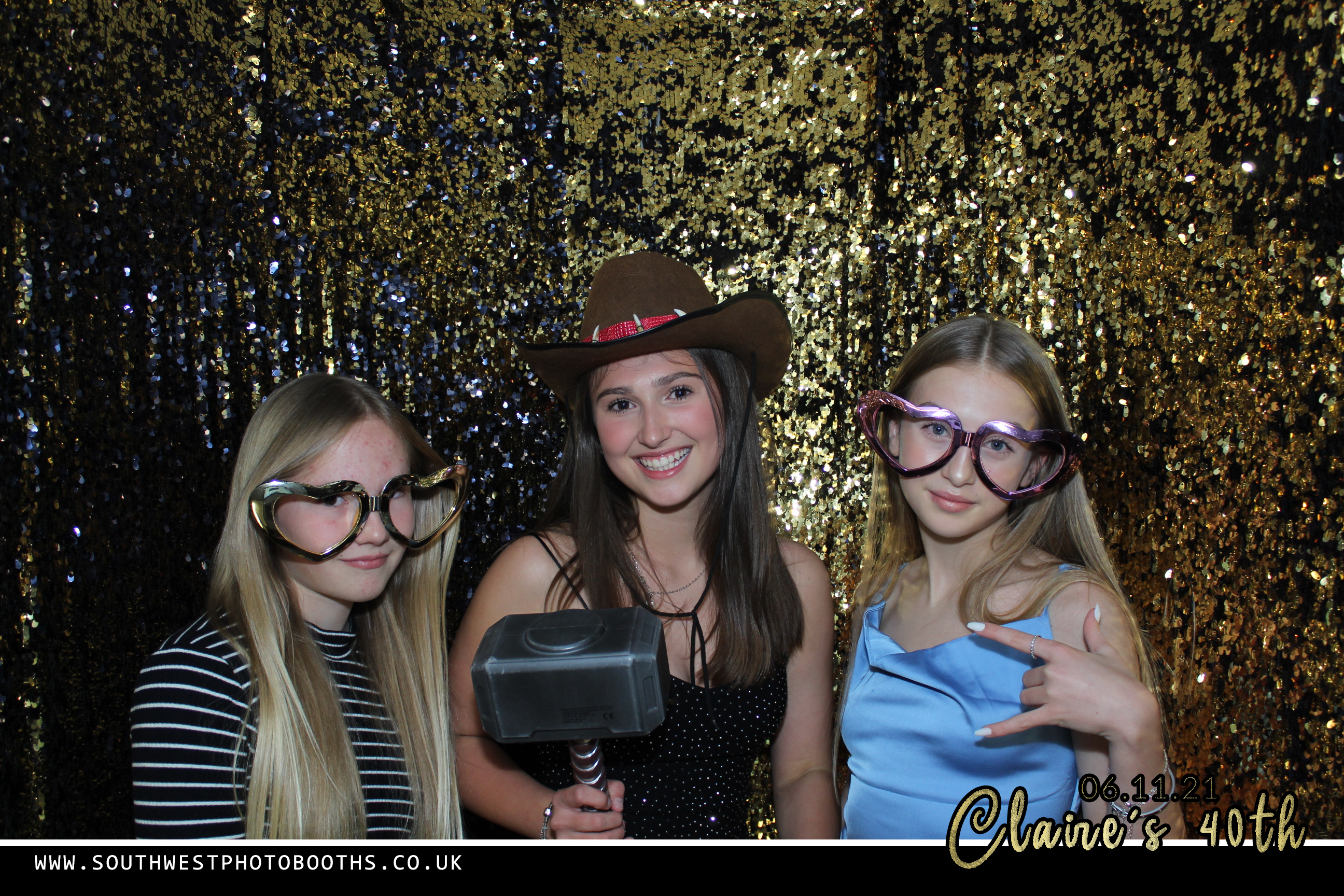 Claires 40th Birthday Party | View more photos from the event at gallery.southwestphotobooths.co.uk/u/SWPB/Claires-40th-Birthday-Party