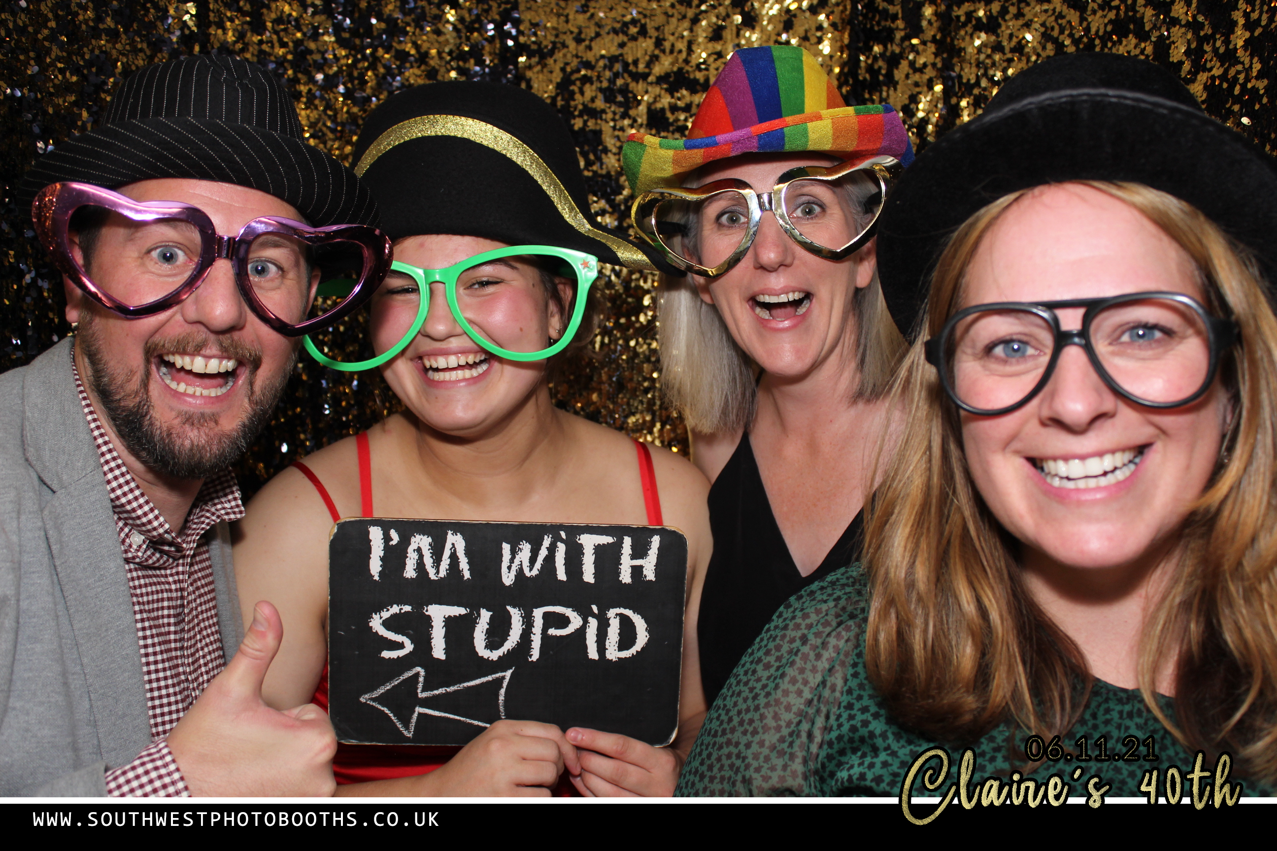 Claires 40th Birthday Party | View more photos from the event at gallery.southwestphotobooths.co.uk/u/SWPB/Claires-40th-Birthday-Party